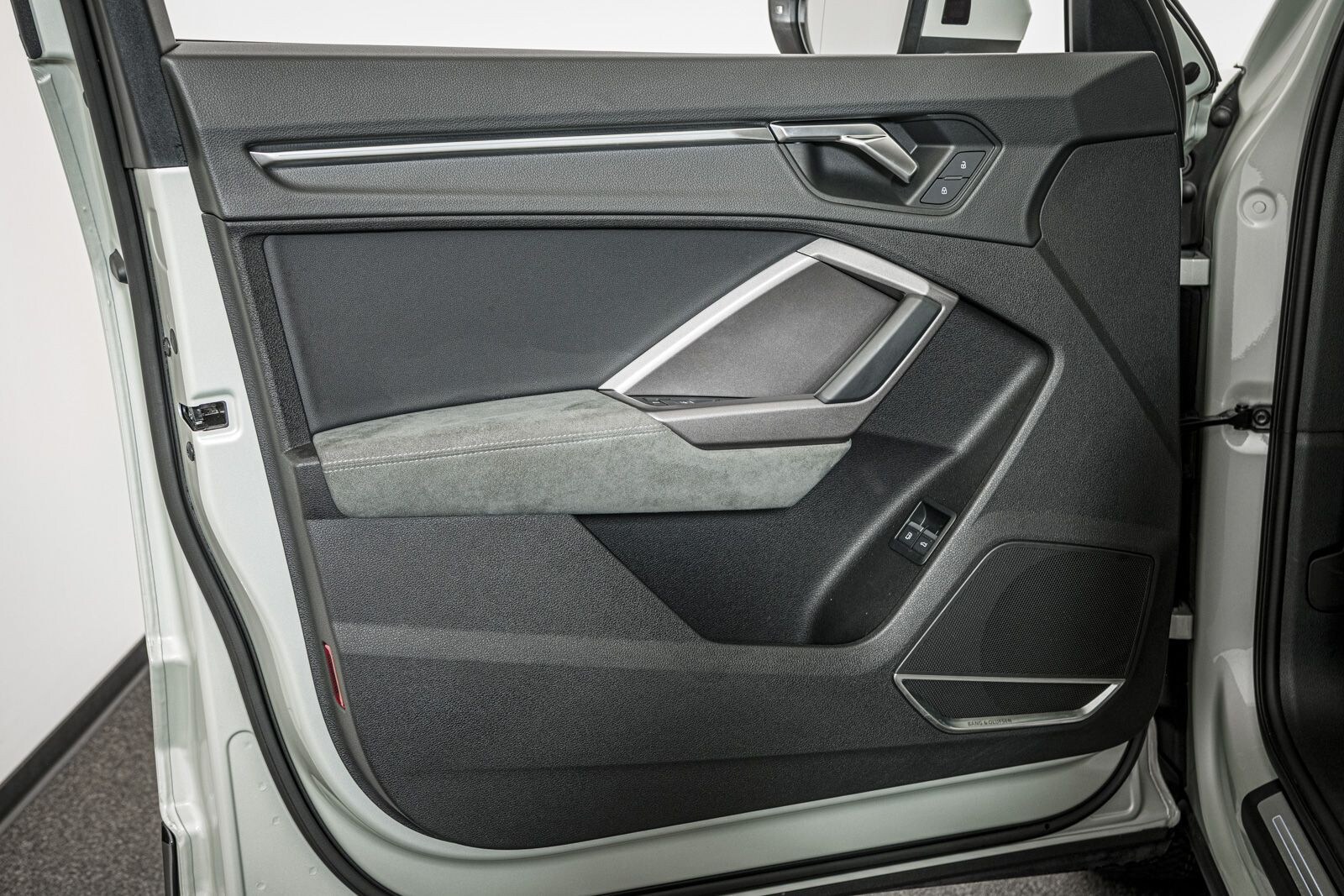 Image about Audi Q3 Sportback TFSI e 45 TFSI e S tronic