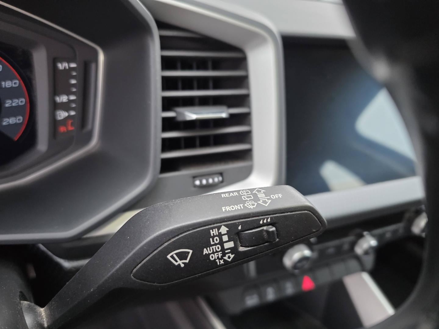 Image about Audi A1 citycarver Design Luxe 30 TFSI 85 kW (116 ch) S tronic