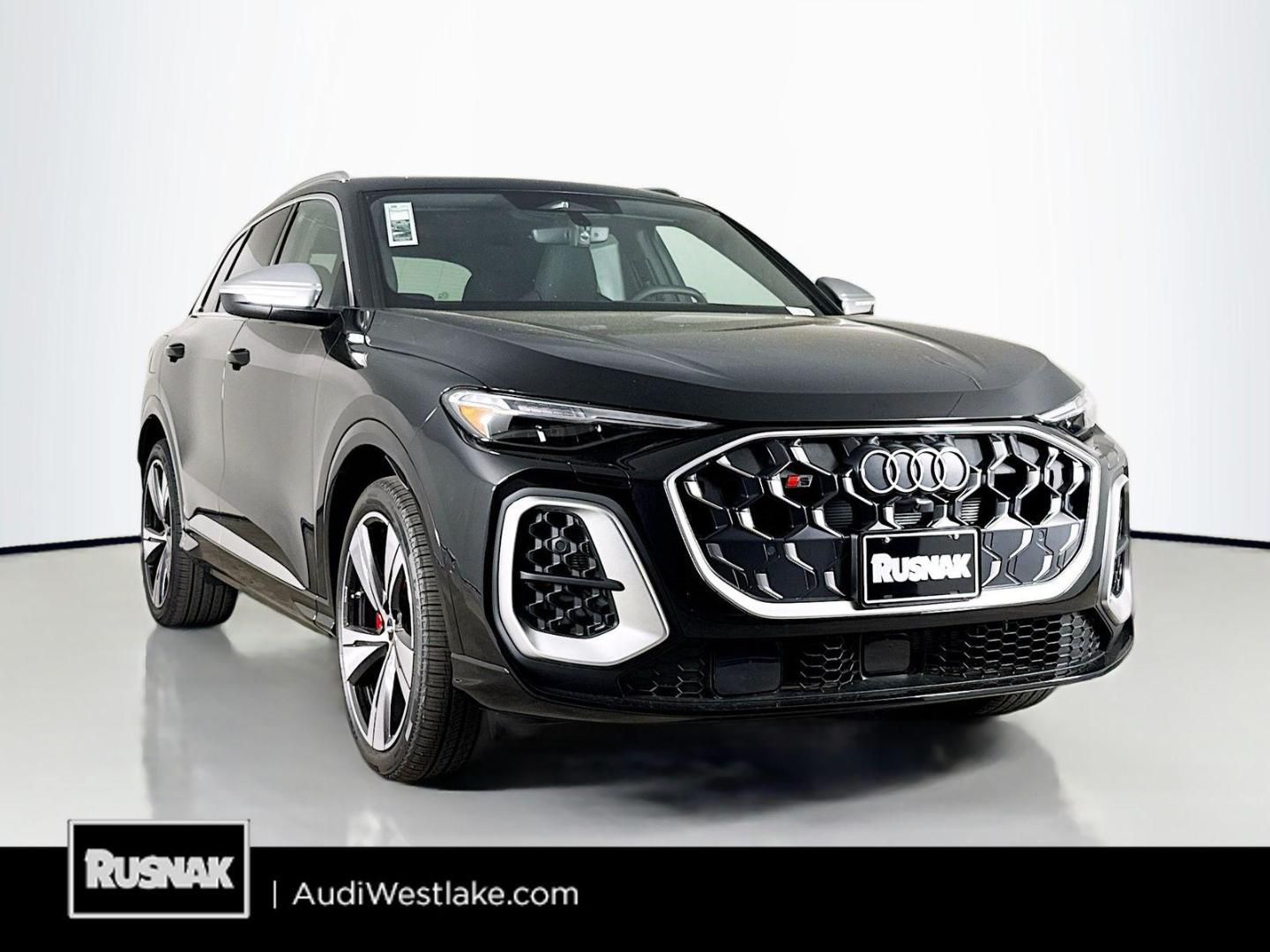 2026 Audi SQ5 Premium Plus quattro's photo