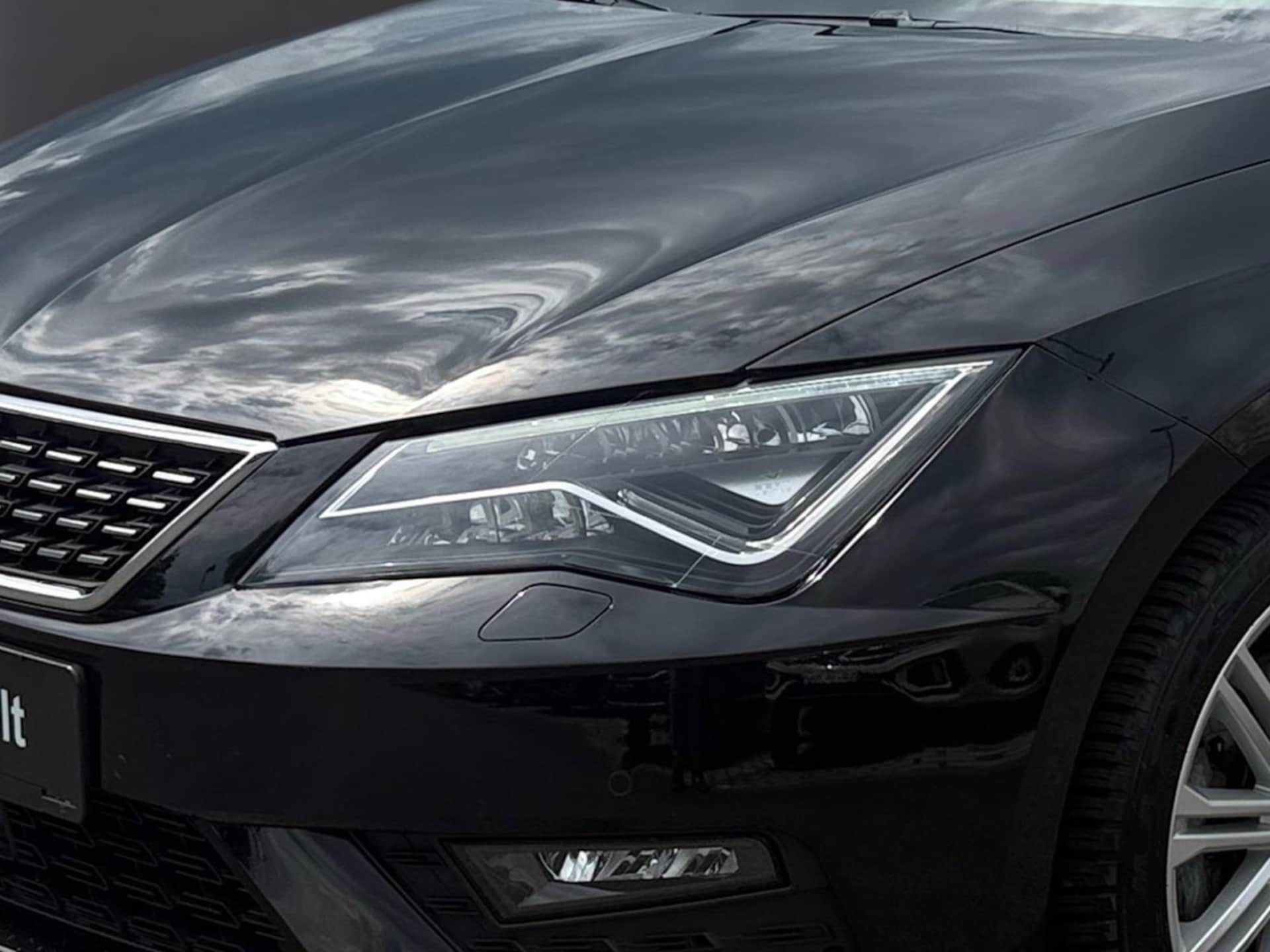 SEAT Leon XCELLENCE