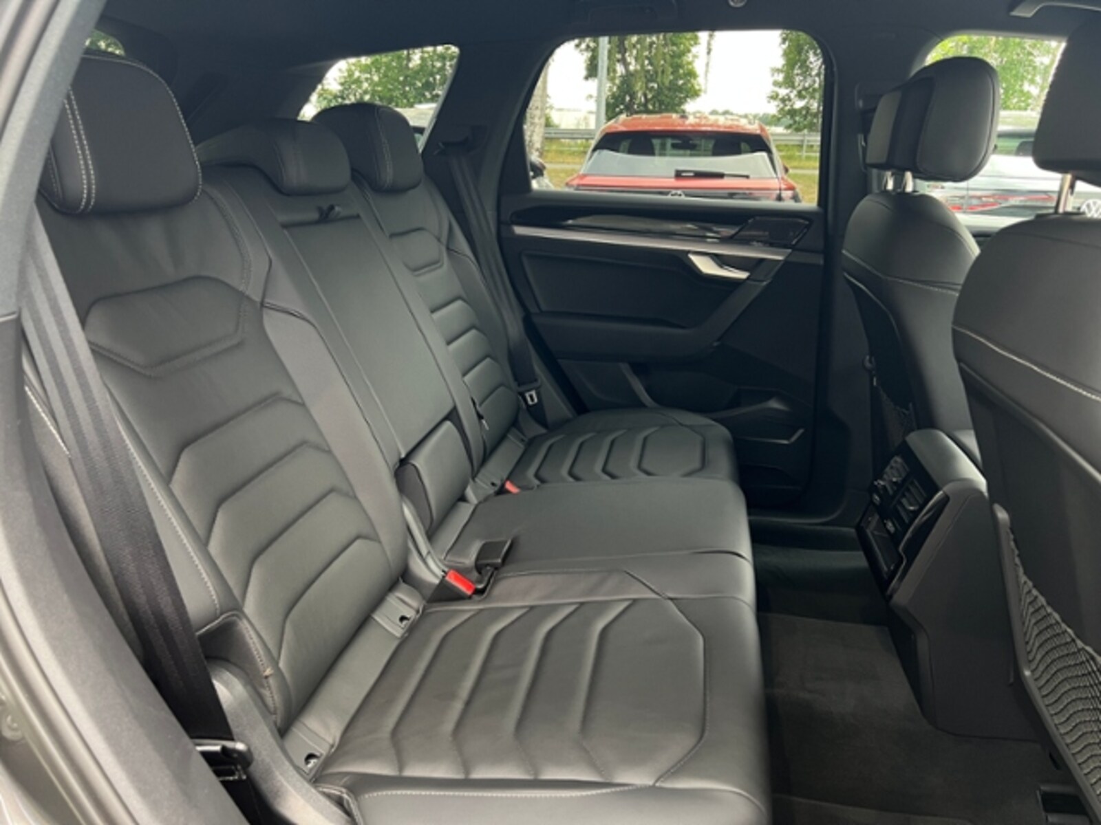 Volkswagen Touareg – Bild 10