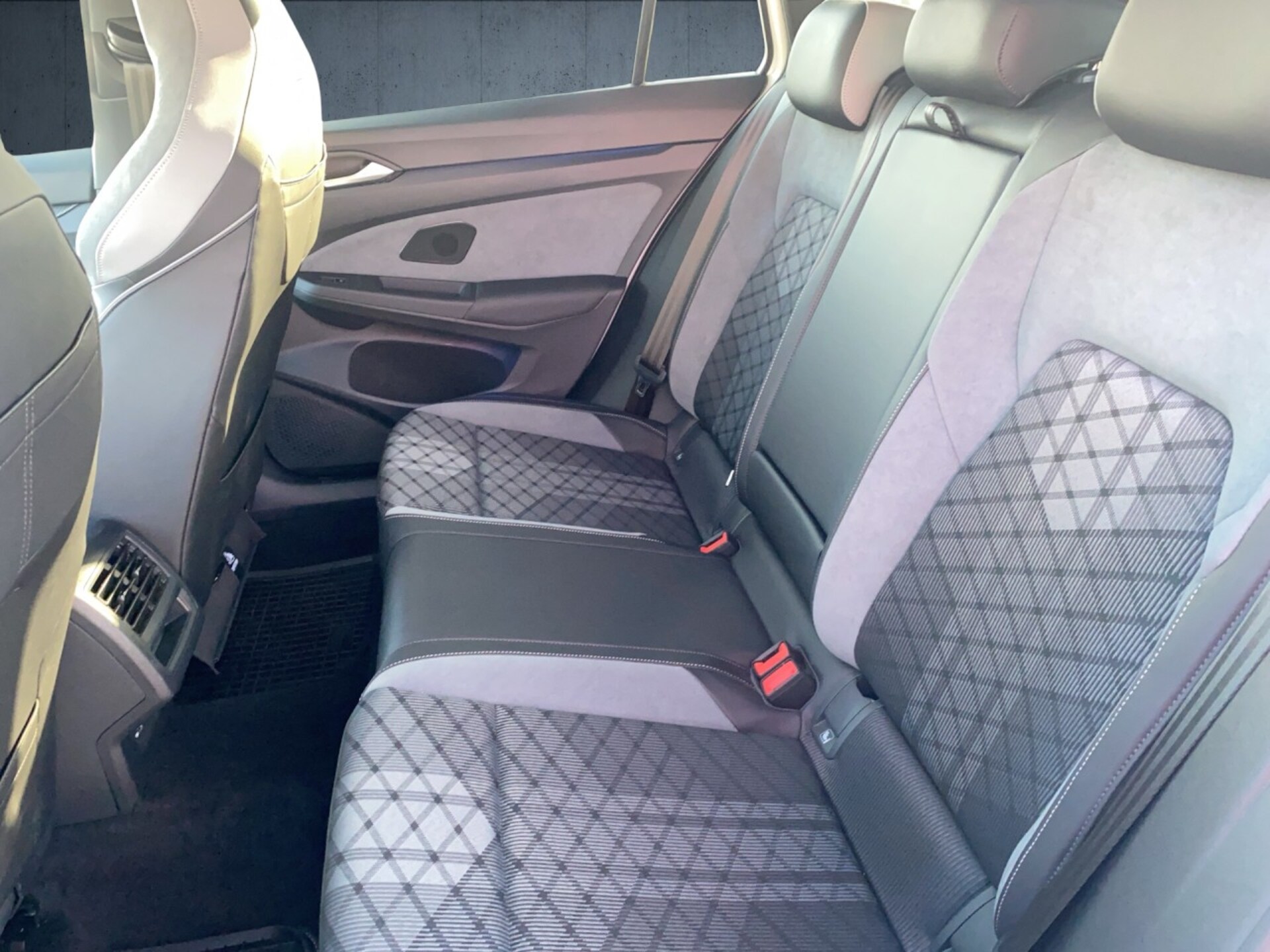 Volkswagen Golf Variant R-Line