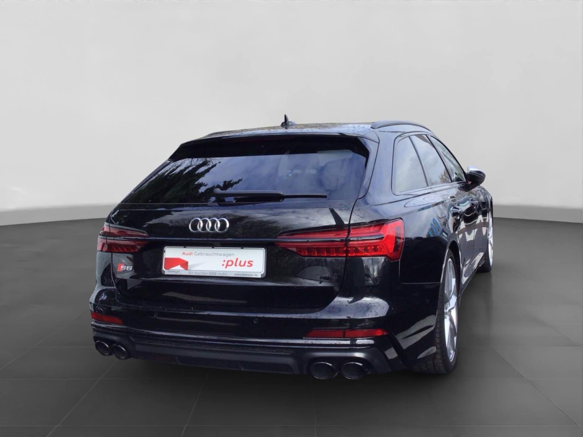 Audi S6 Avant