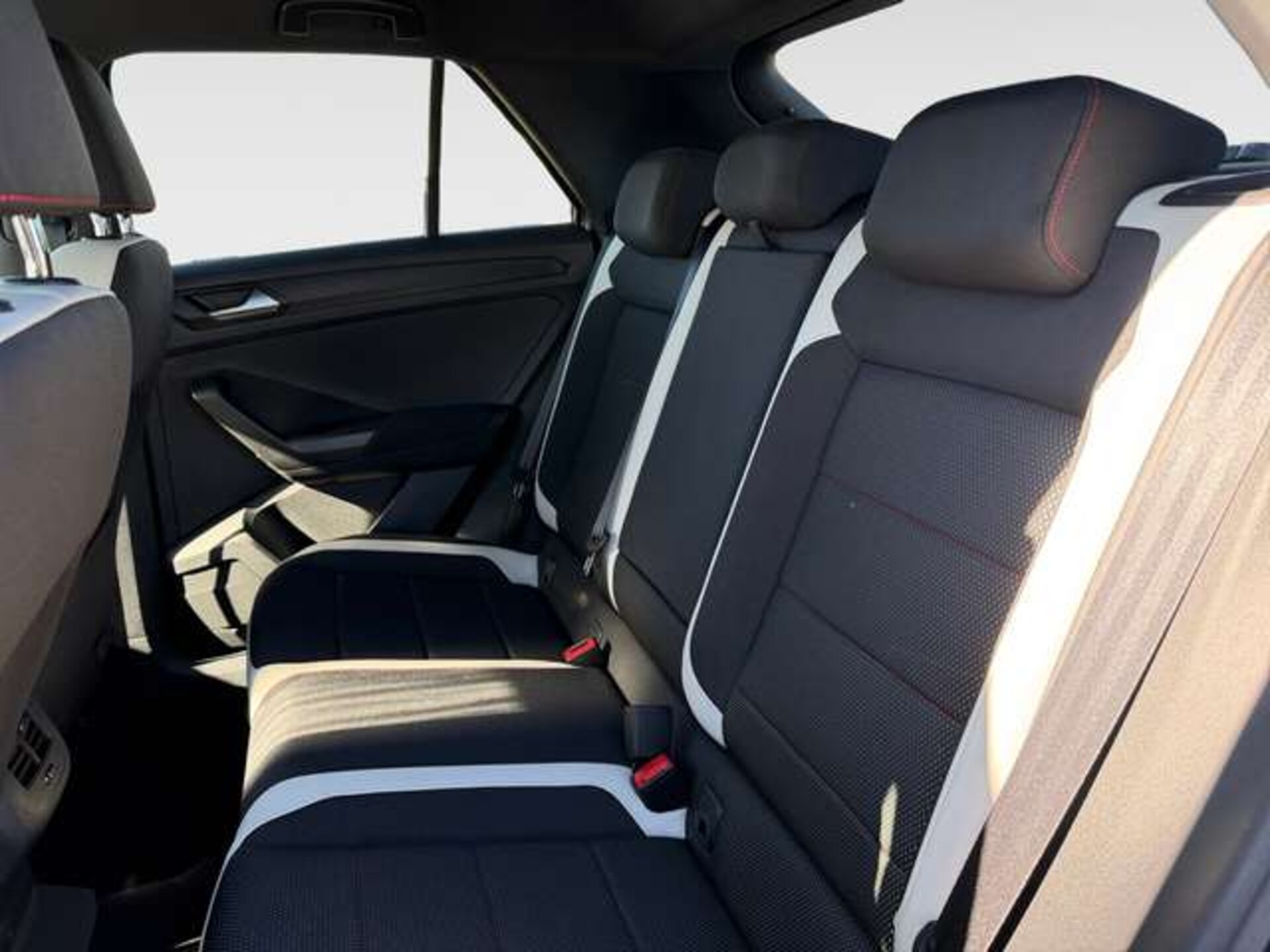 Volkswagen T-Roc Sport