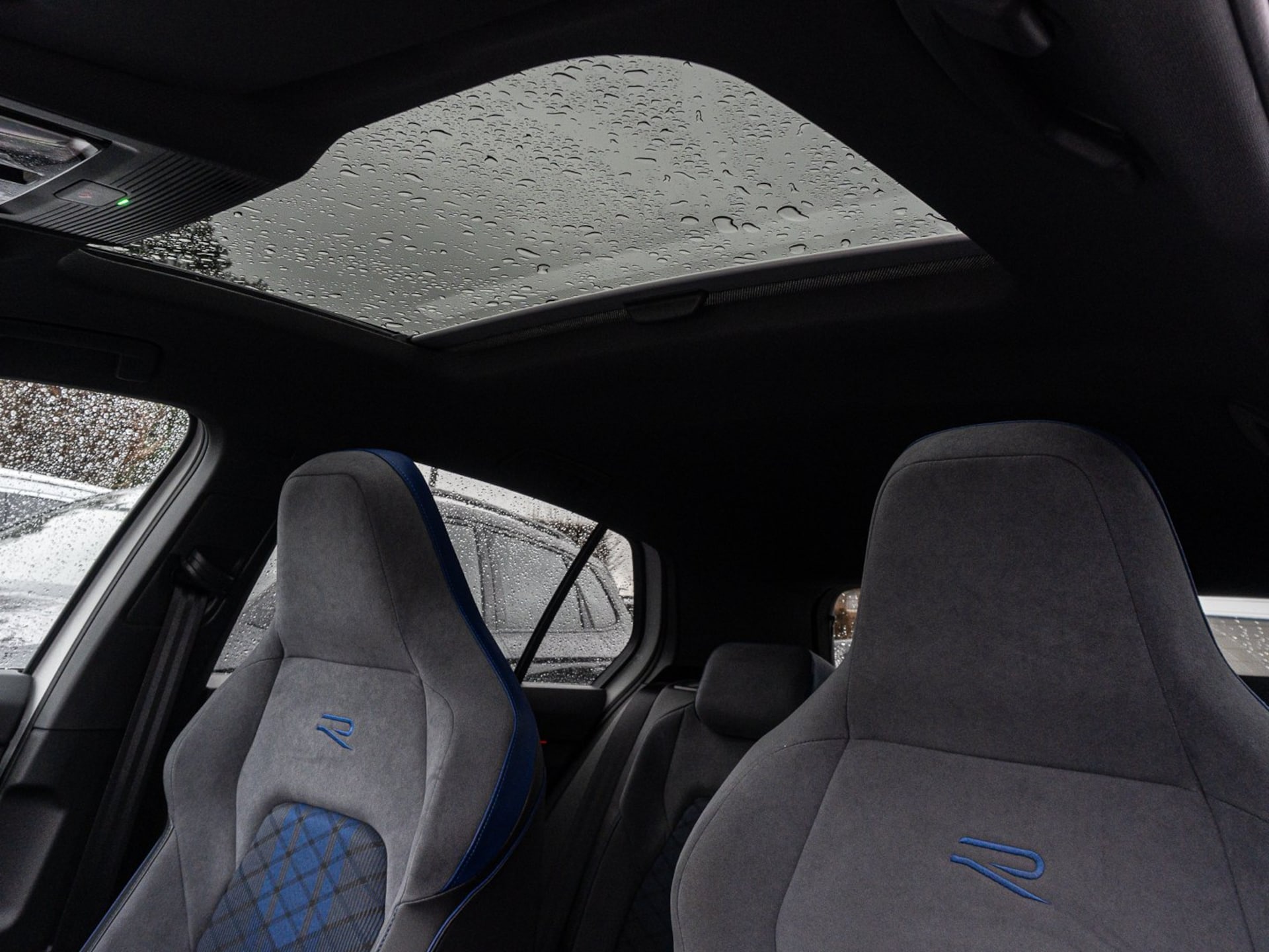 Volkswagen Golf R