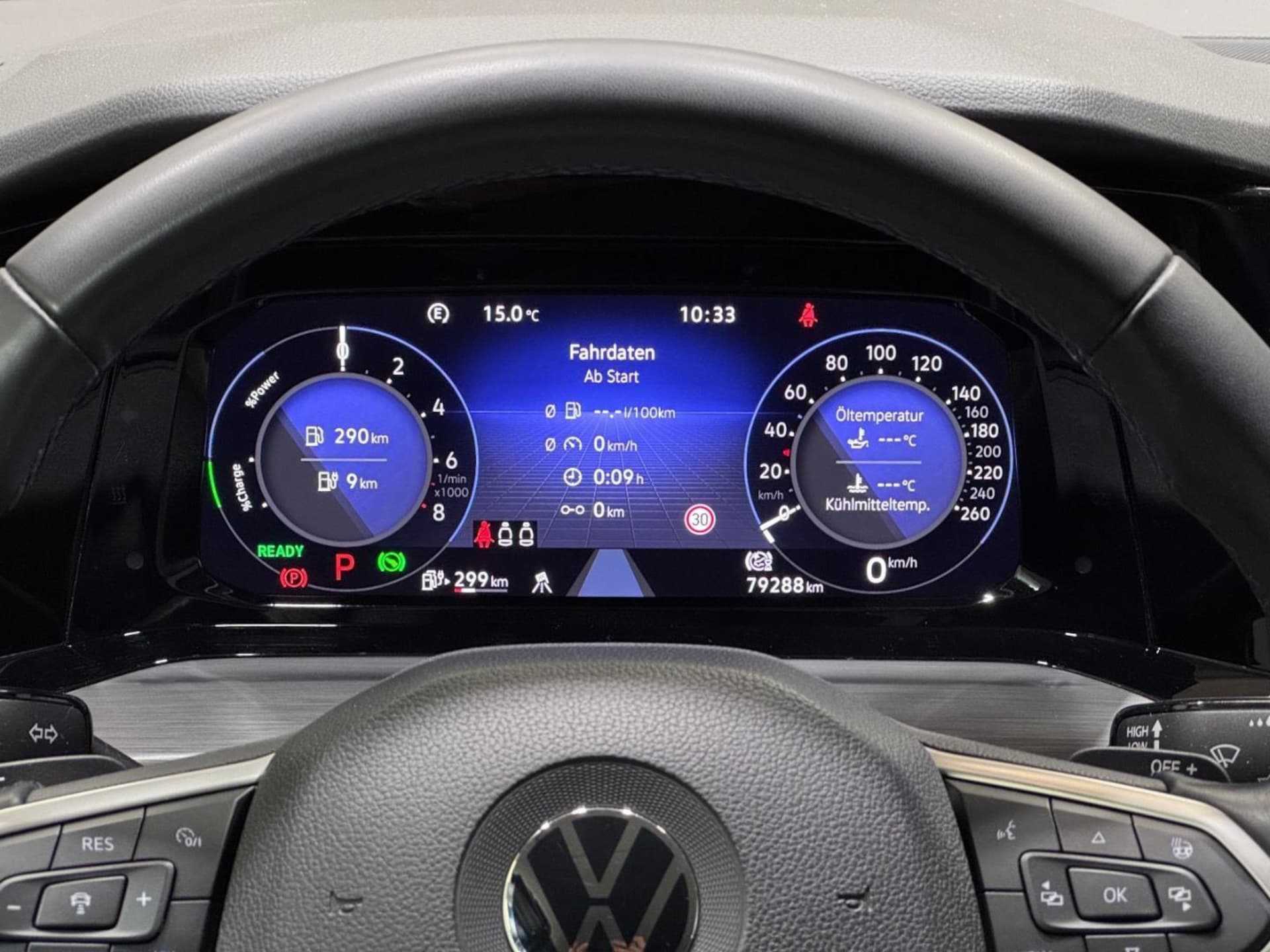 Volkswagen Golf Style