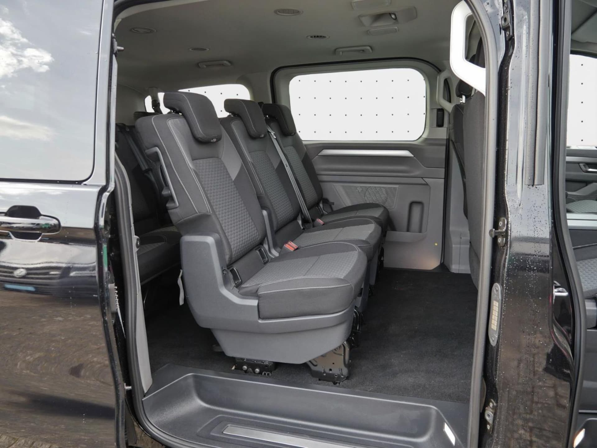 Volkswagen Caravelle Life