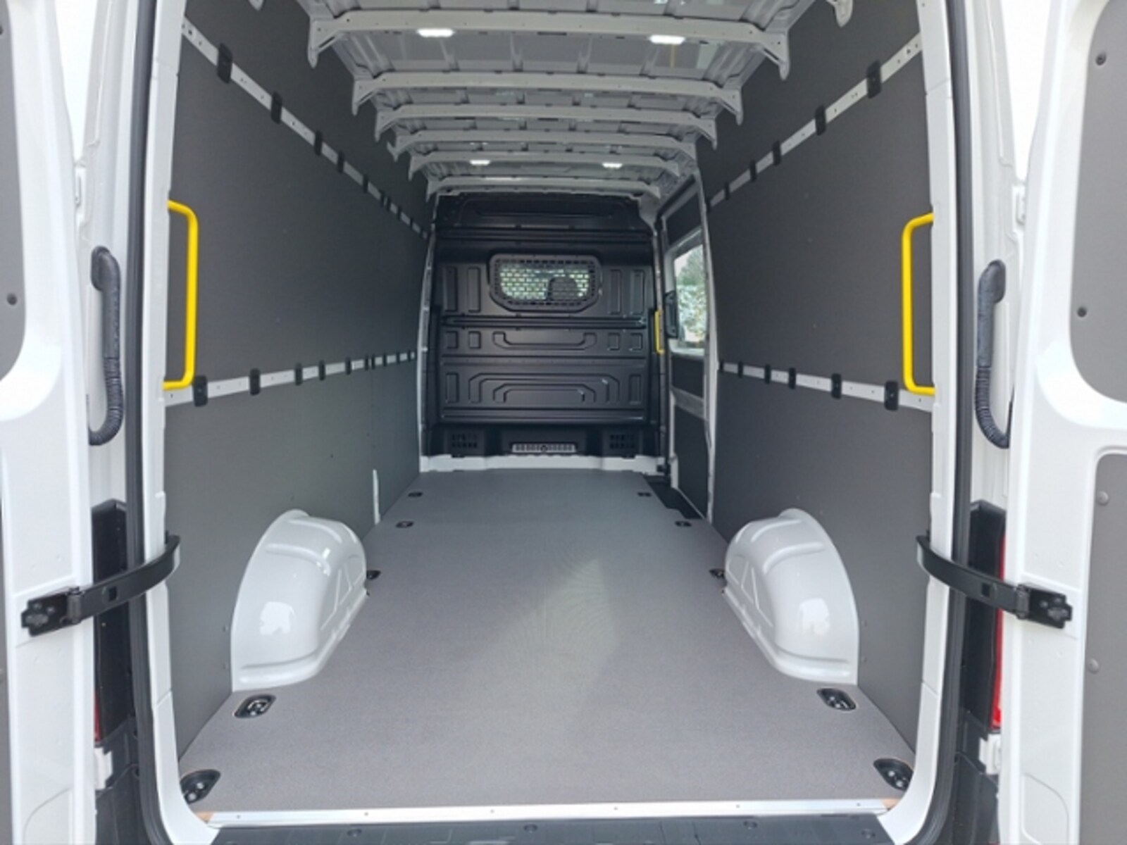 Volkswagen Crafter Kasten langer Radstand – Bild 18