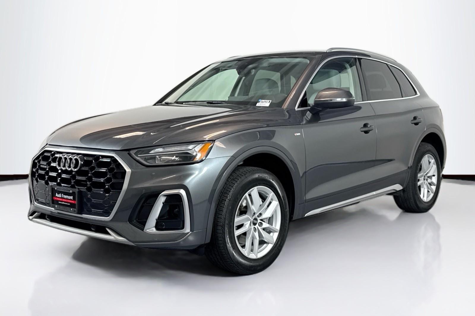 2022 Audi Q5 45 Premium's photo