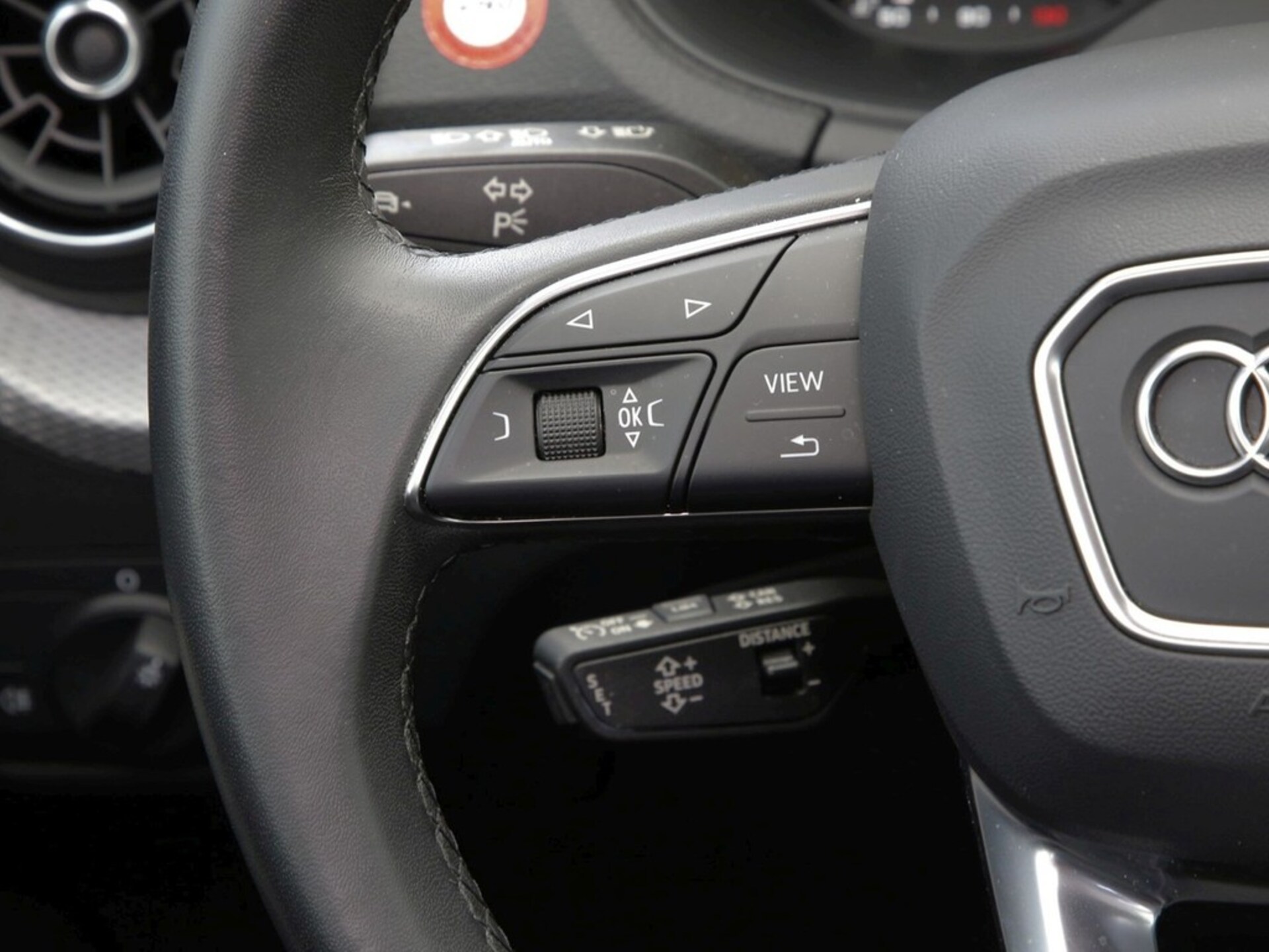 Audi Q2 S line