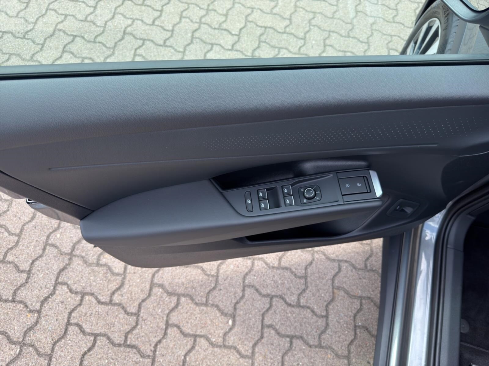 Volkswagen T-Roc – Bild 12