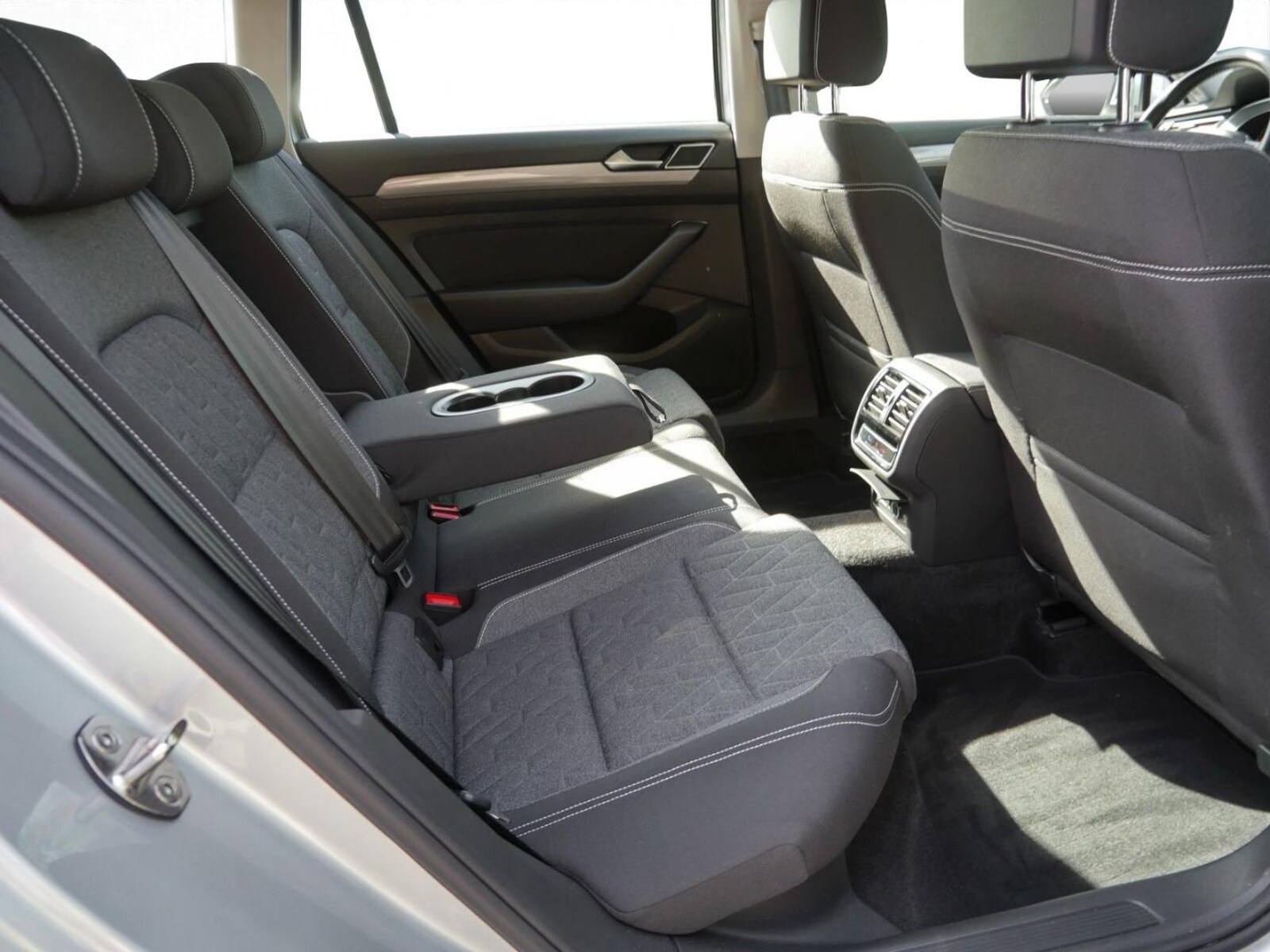 Volkswagen Passat Variant – Bild 16