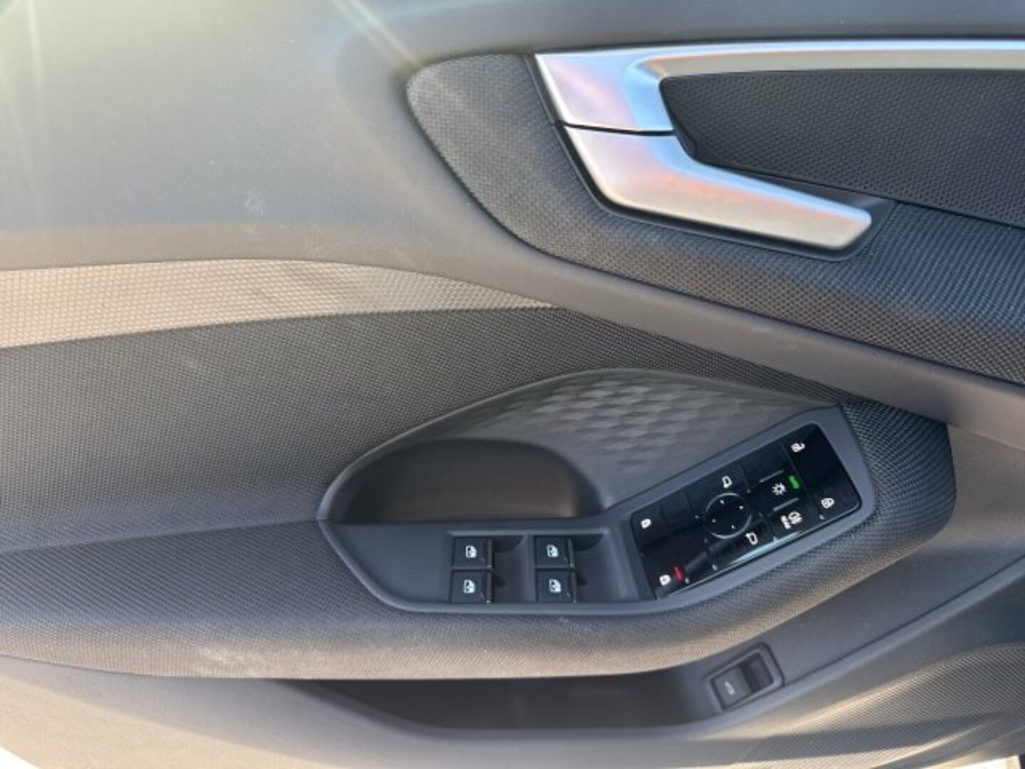 Bild über Audi A5 Avant TFSI 110 kW S tronic - für weitere Informationen kontaktieren Sie den Audi Partner