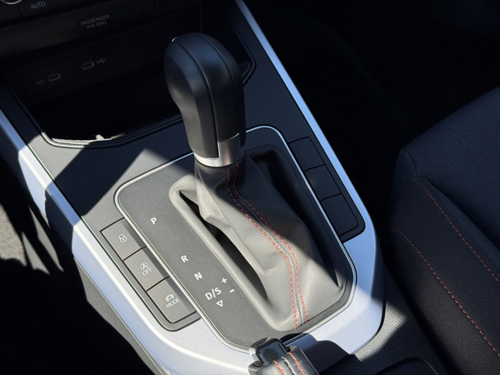 SEAT Arona – Bild 13