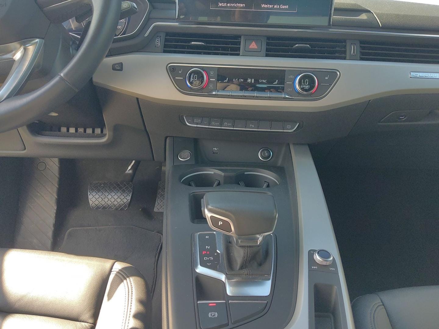 Bild über Audi A4 Avant advanced 40 TFSI quattro S tronic - für weitere Informationen kontaktieren Sie den Audi Partner
