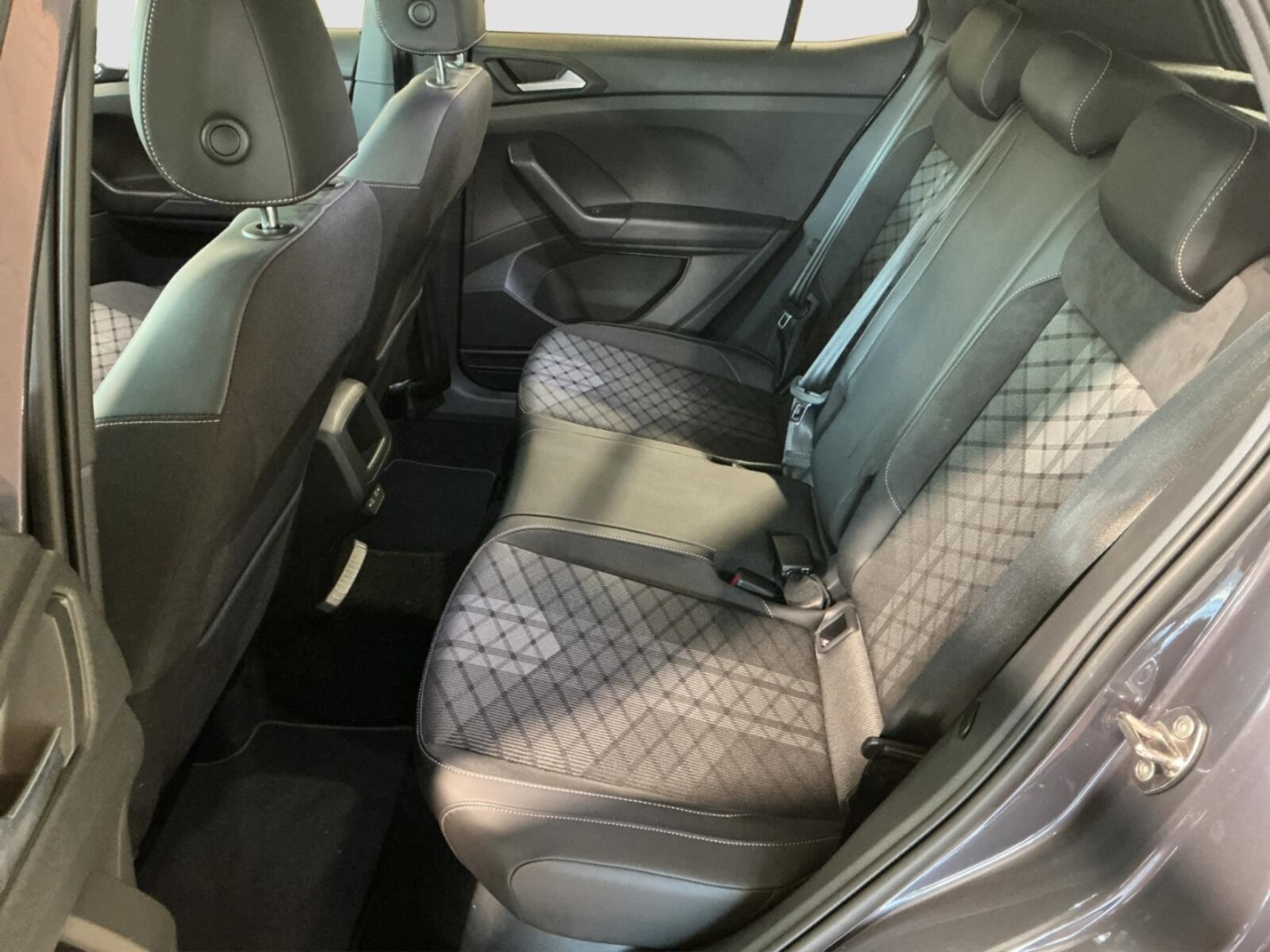 Volkswagen T-Cross – Bild 11