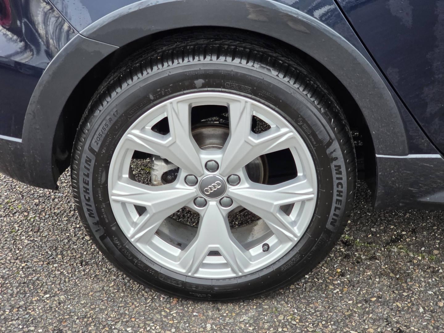 Image about Audi A1 citycarver Design Luxe 30 TFSI 85 kW (116 ch) S tronic