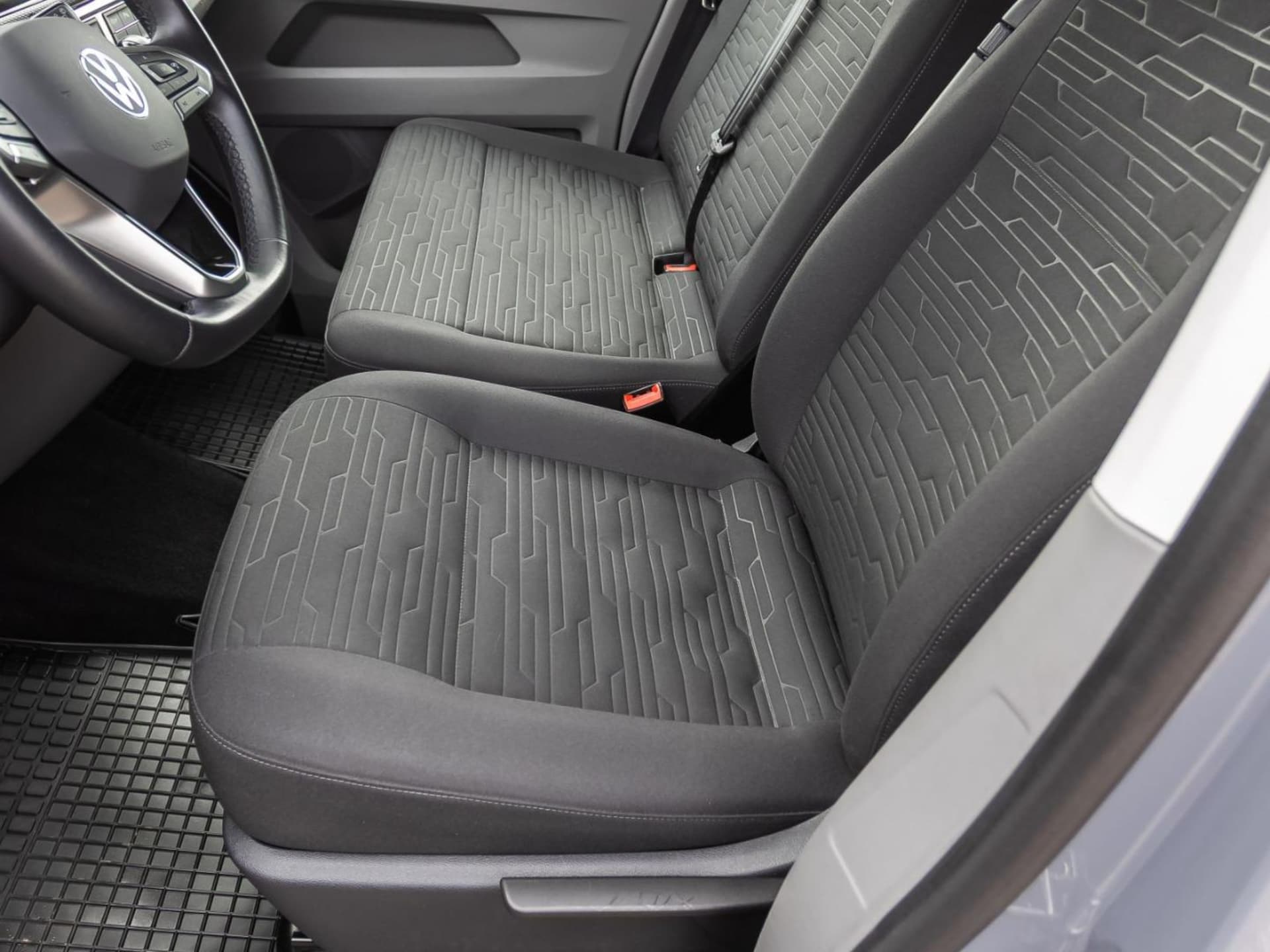 Volkswagen T6.1 Caravelle langer Radstand Comfortline