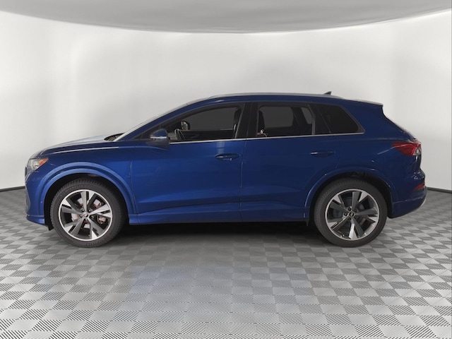 Used 2022 Audi Q4 e-tron Premium Plus with VIN WA1H2BFZ4NP053209 for sale in Houston, TX