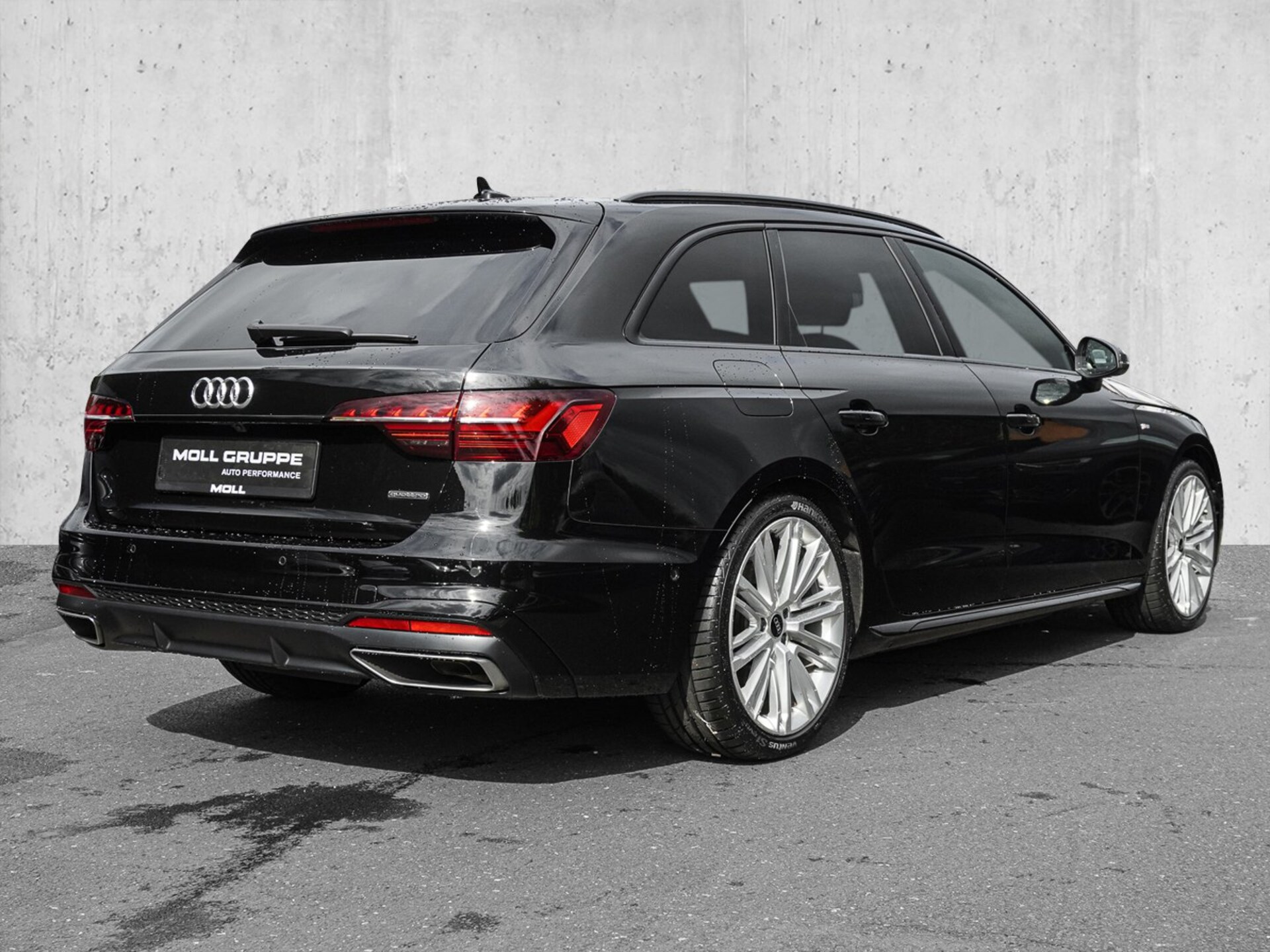 Audi A4 Avant S line