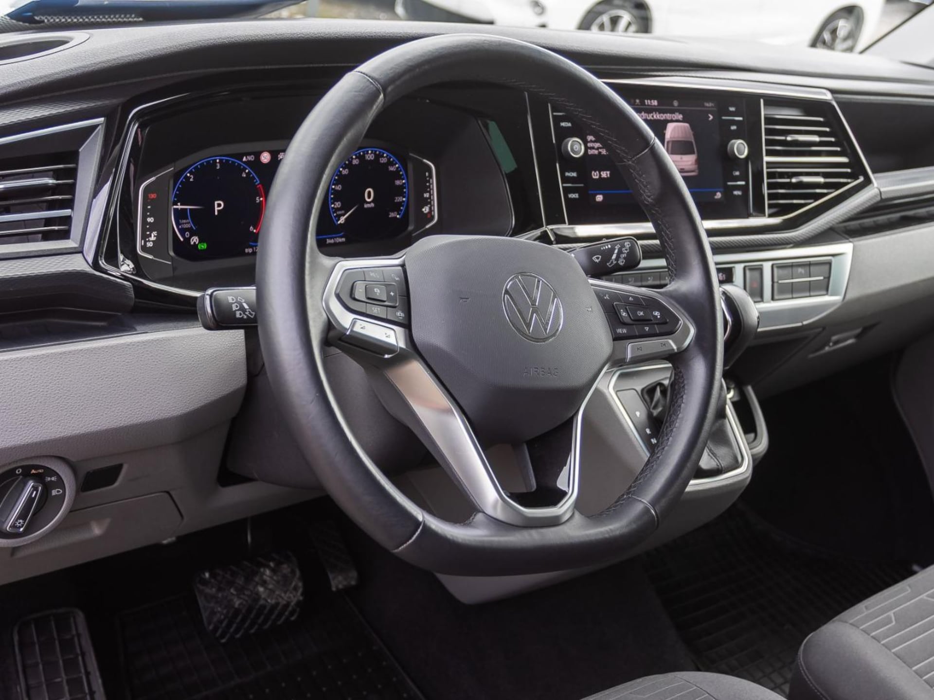 Volkswagen T6.1 Caravelle langer Radstand Comfortline