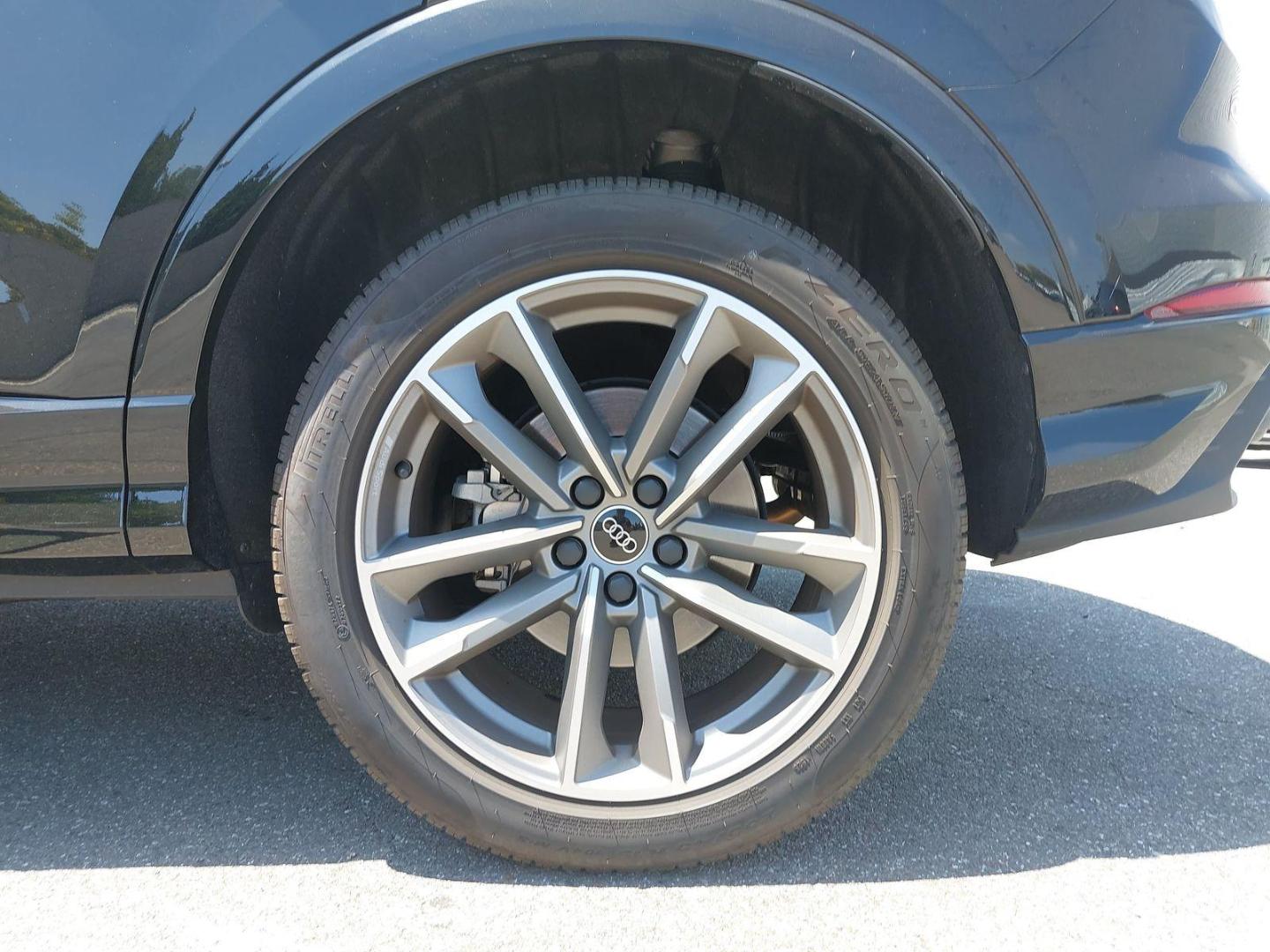 2025 Audi Q3 S Line Premium - Photo 7