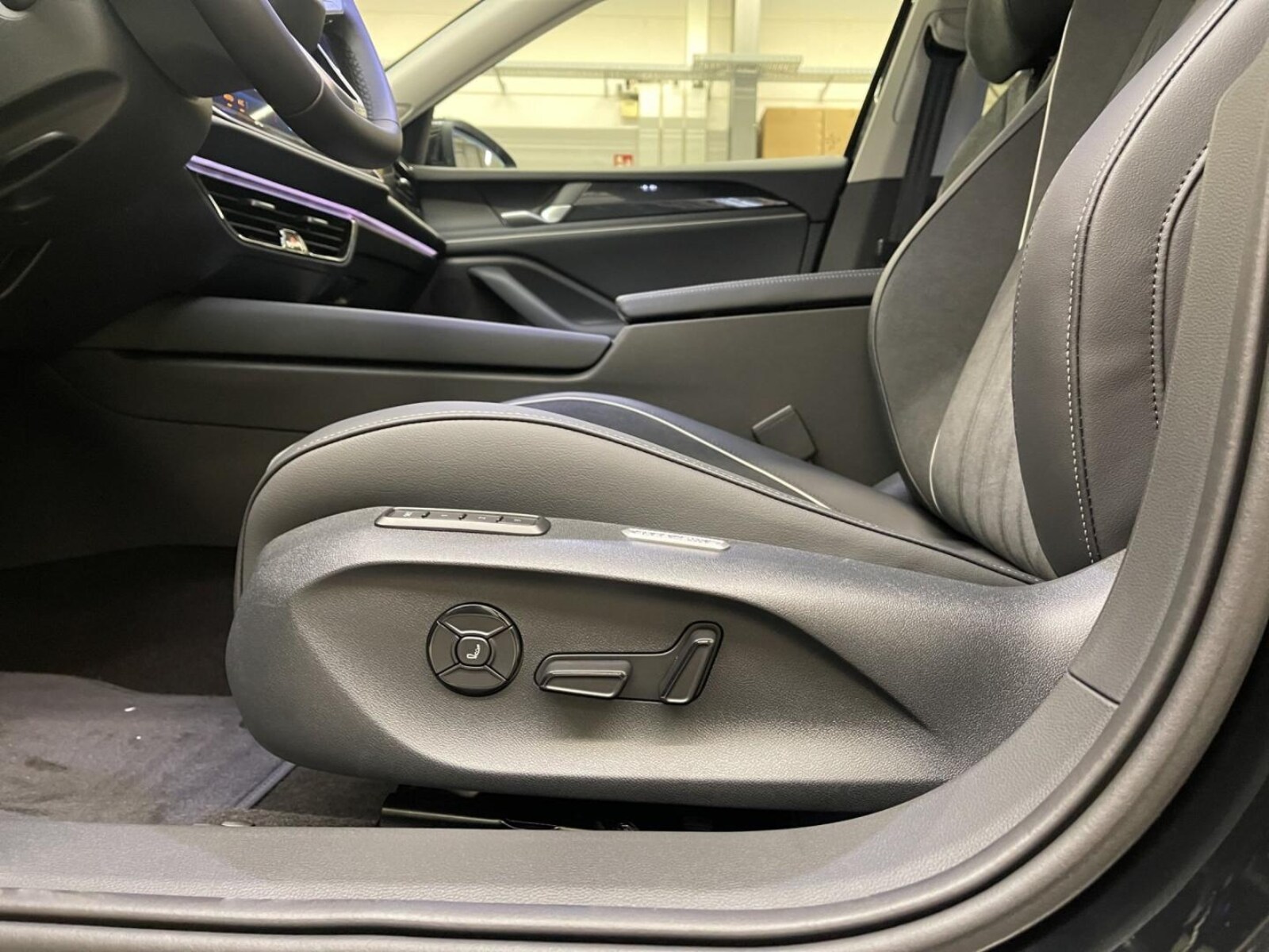 Volkswagen Passat – Bild 10