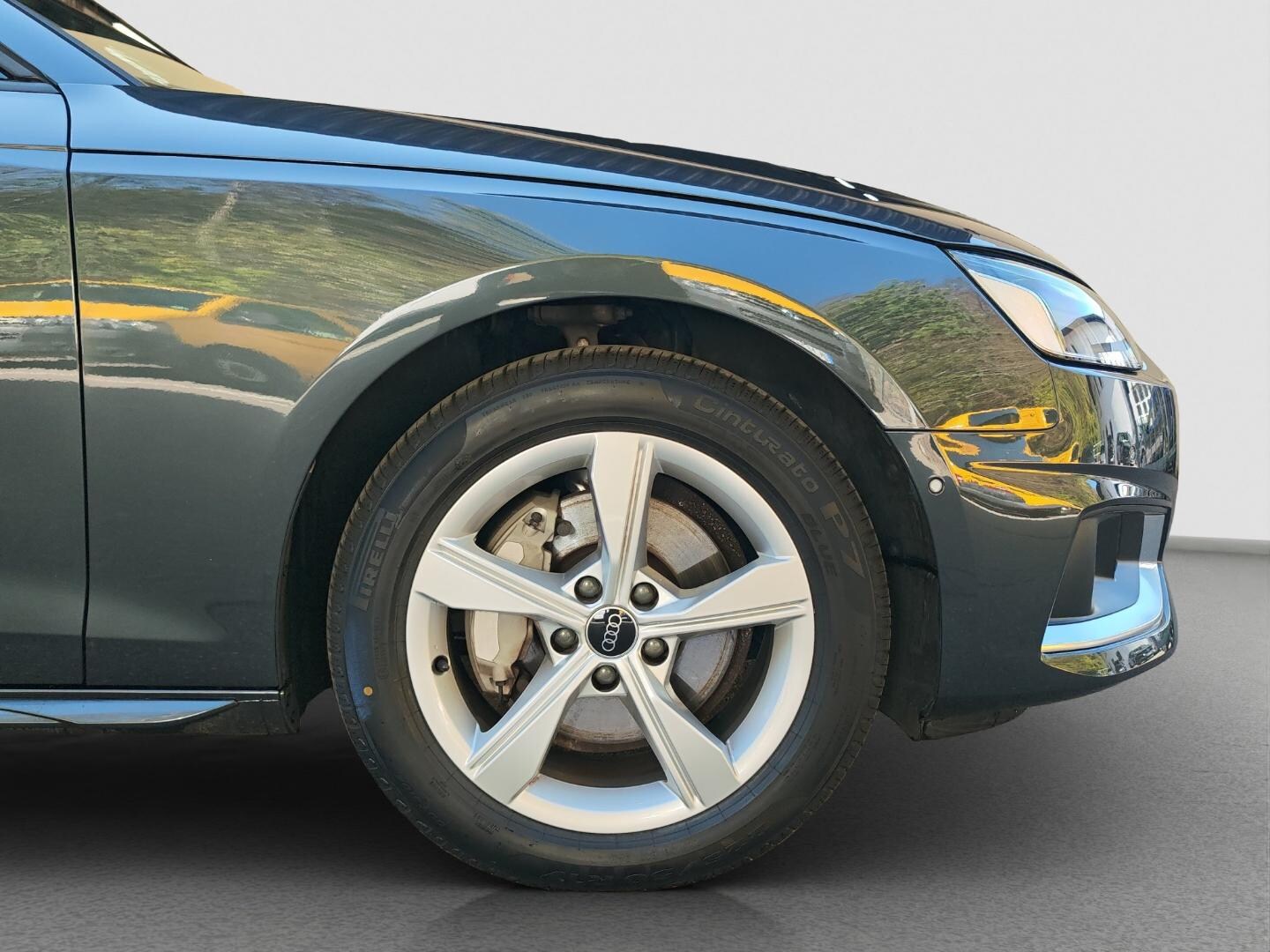 Bild über Audi A4 Avant advanced 40 TFSI S tronic - für weitere Informationen kontaktieren Sie den Audi Partner