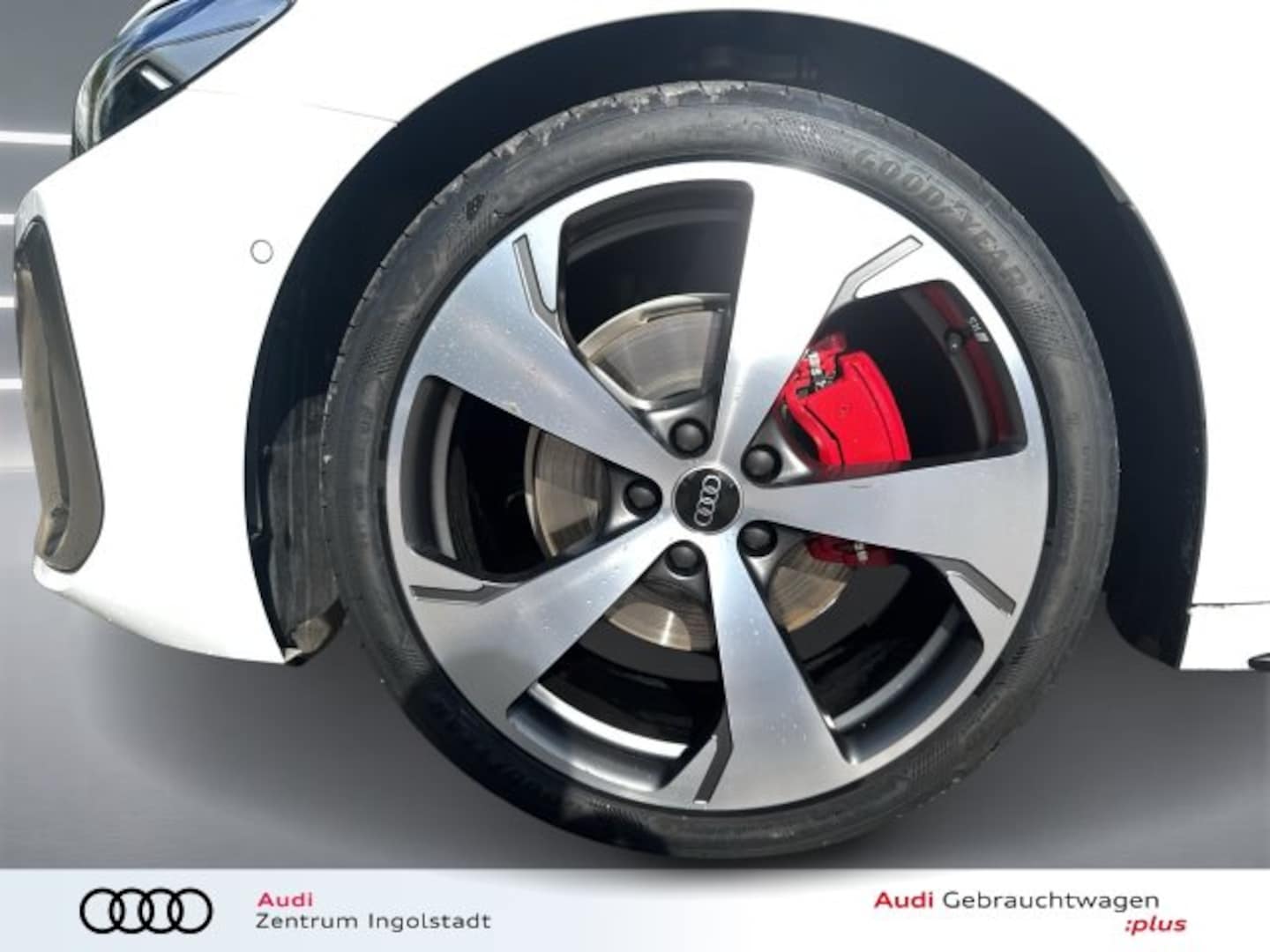 Bild über Audi A5 Avant TFSI quattro S tronic - für weitere Informationen kontaktieren Sie den Audi Partner