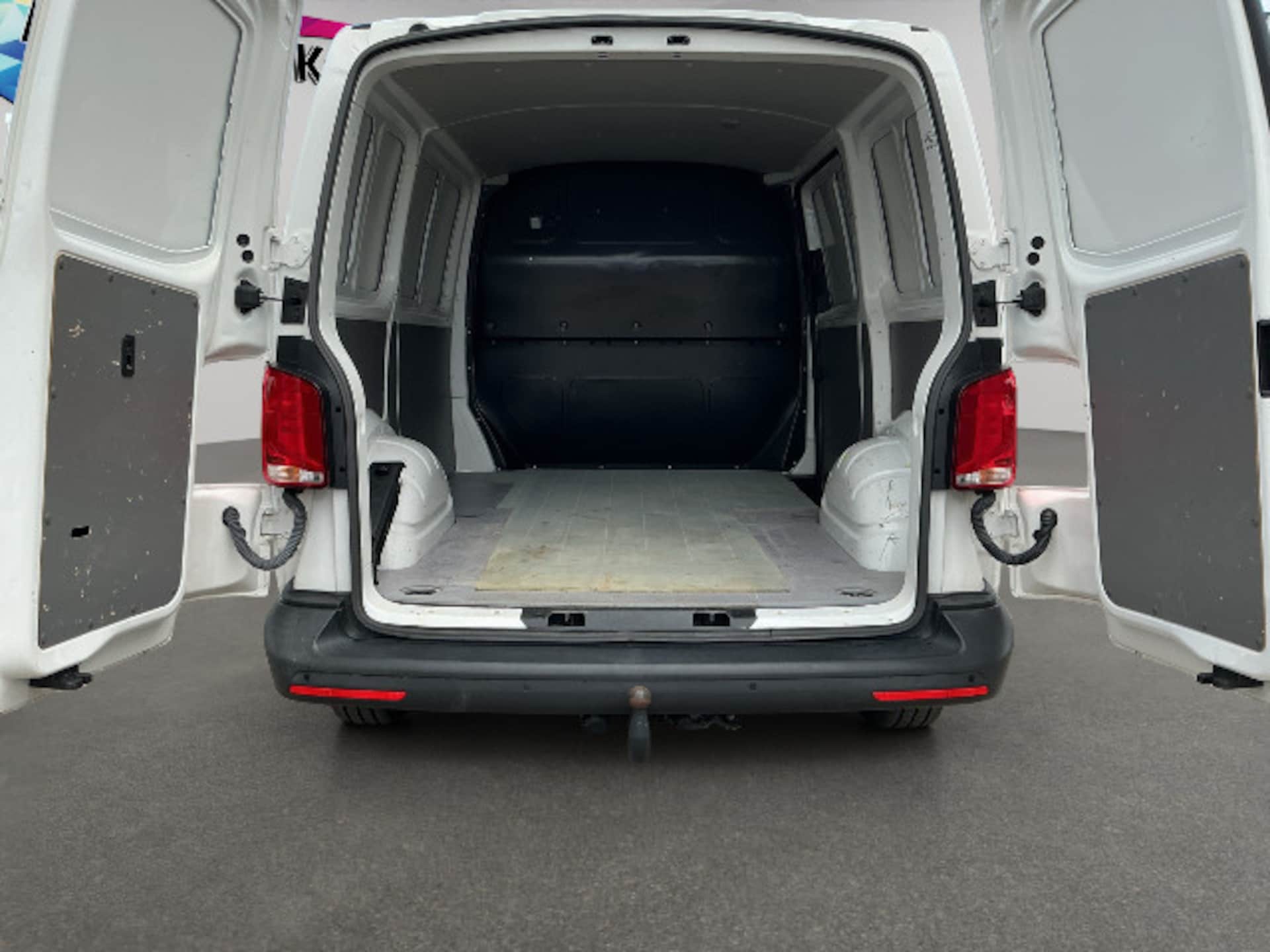 Volkswagen T6.1 Transporter Kasten kurzer Radstand