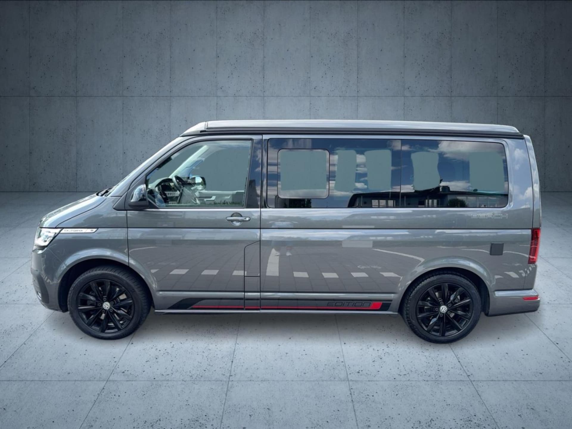 Volkswagen T6.1 California Beach