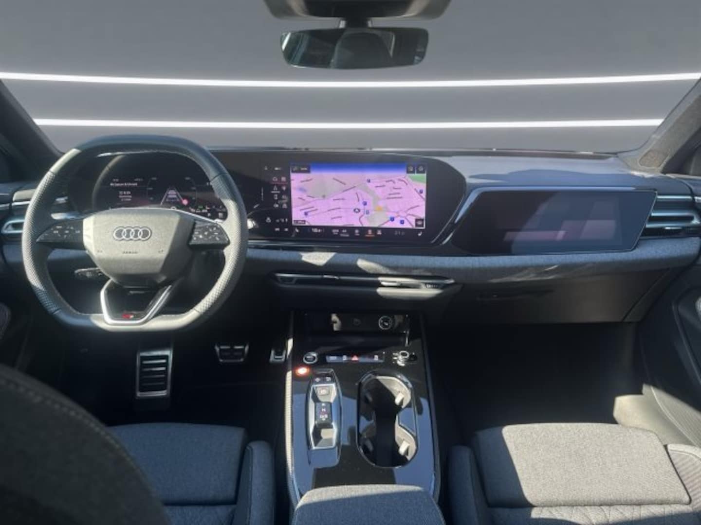 Bild über Audi A5 Avant TFSI quattro S tronic - für weitere Informationen kontaktieren Sie den Audi Partner