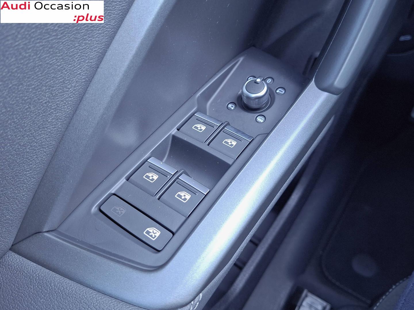 Image about Audi Q3 Sportback S line 35 TDI 110 kW (150 ch) S tronic