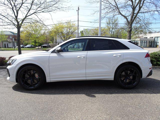 2026 Audi RS Q8 SUV performance