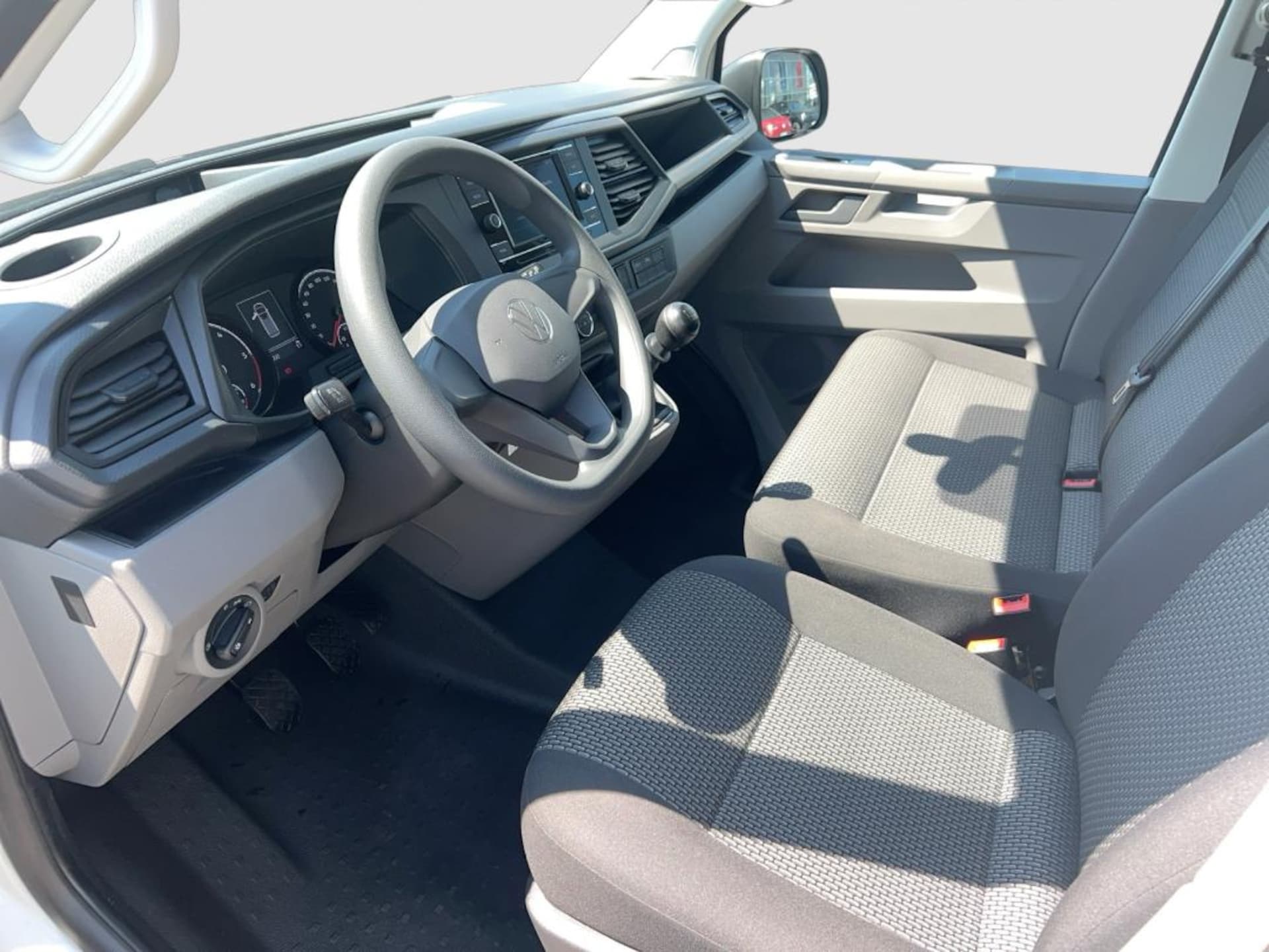 Volkswagen T6.1 Transporter Kombi kurzer Radstand