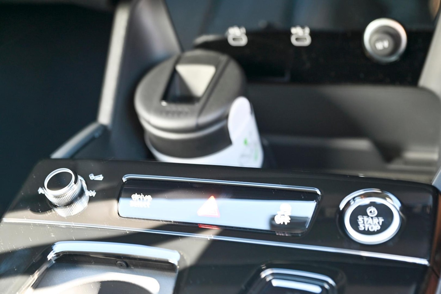 Image about Audi Q6 SUV e-tron e-tron