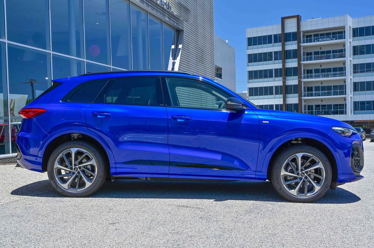 Image about Audi Q5 SUV TFSI 150 kW