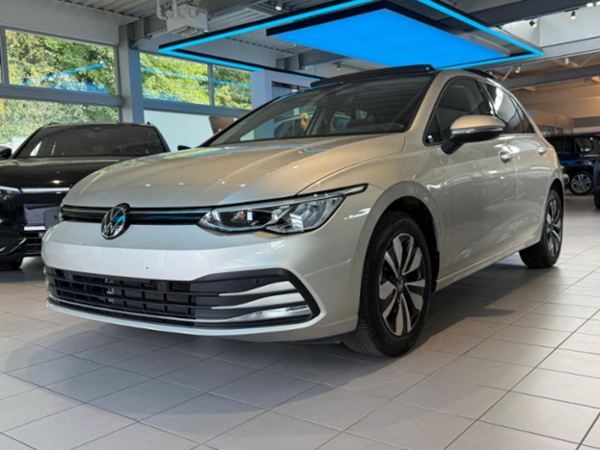 Volkswagen Golf MOVE