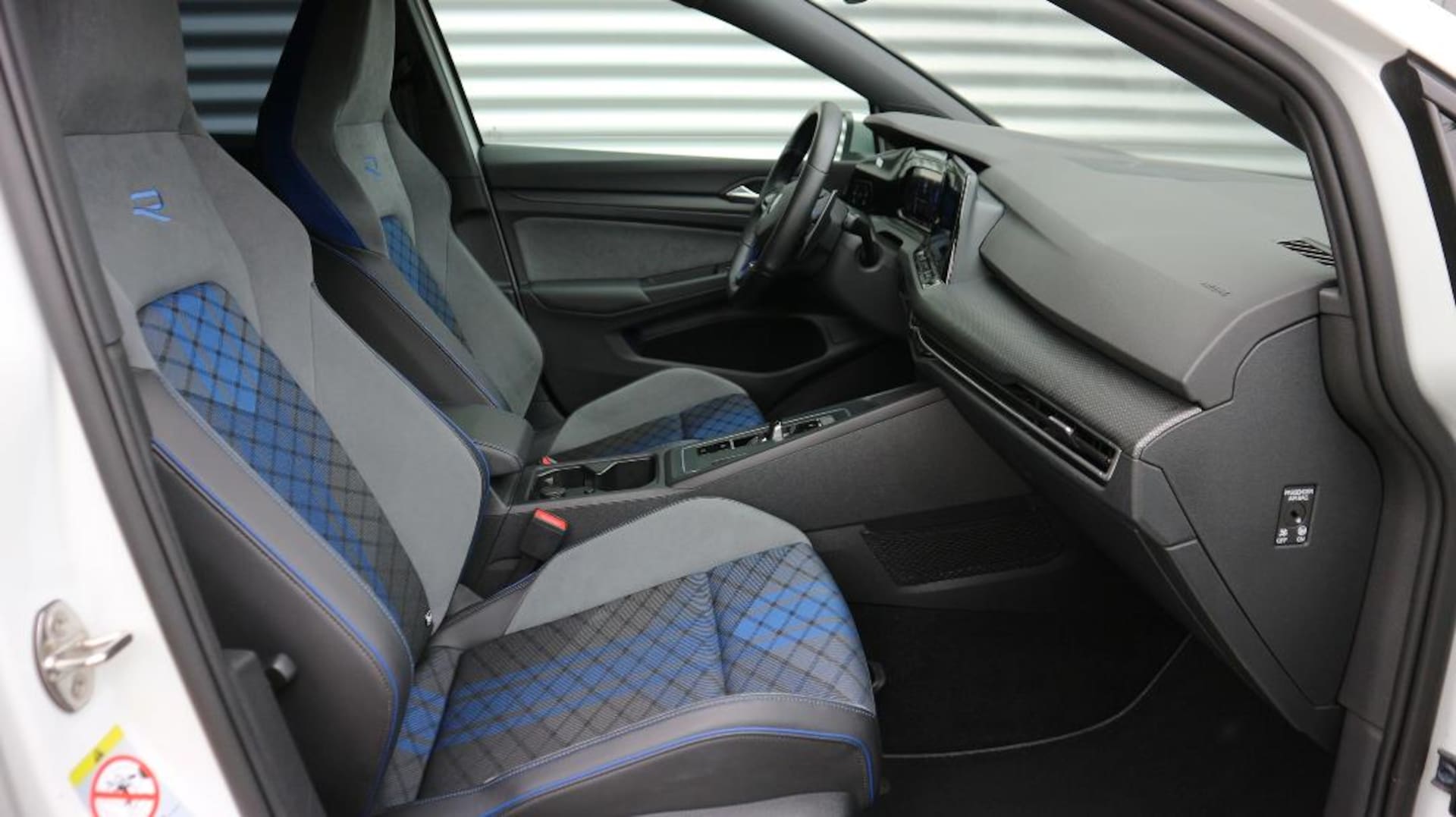 Volkswagen Golf R