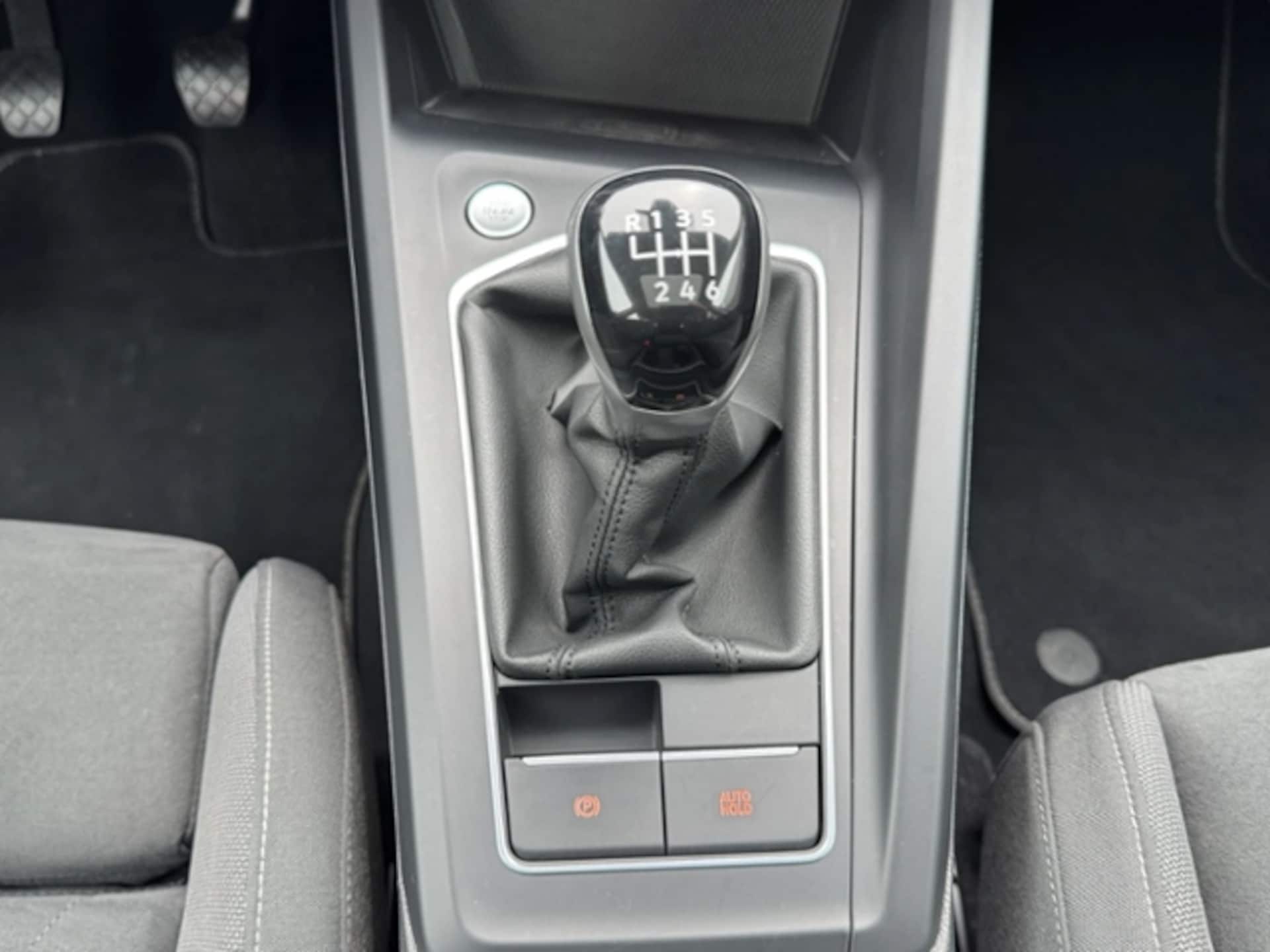 Volkswagen Golf Style