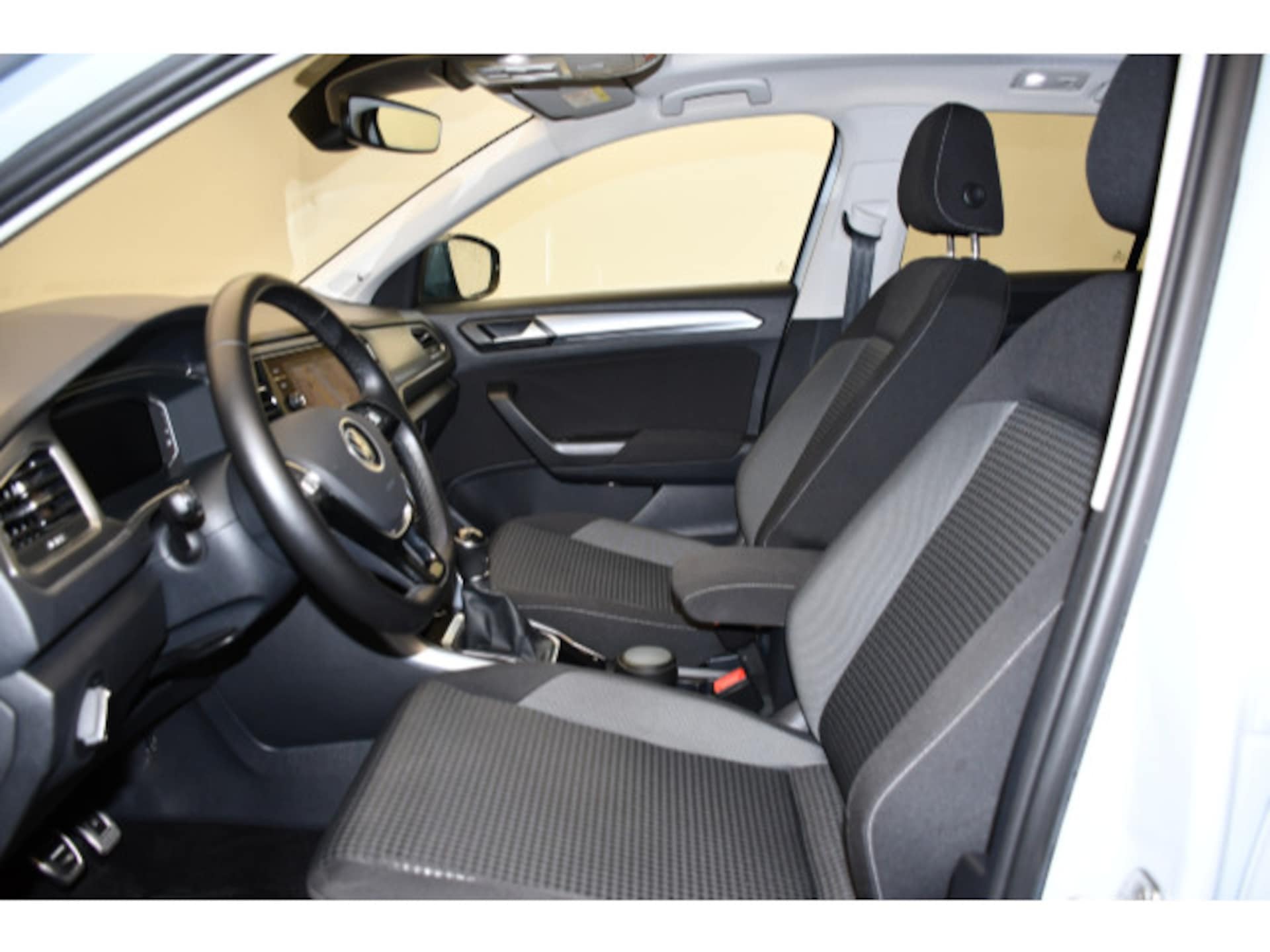 Volkswagen T-Roc Active
