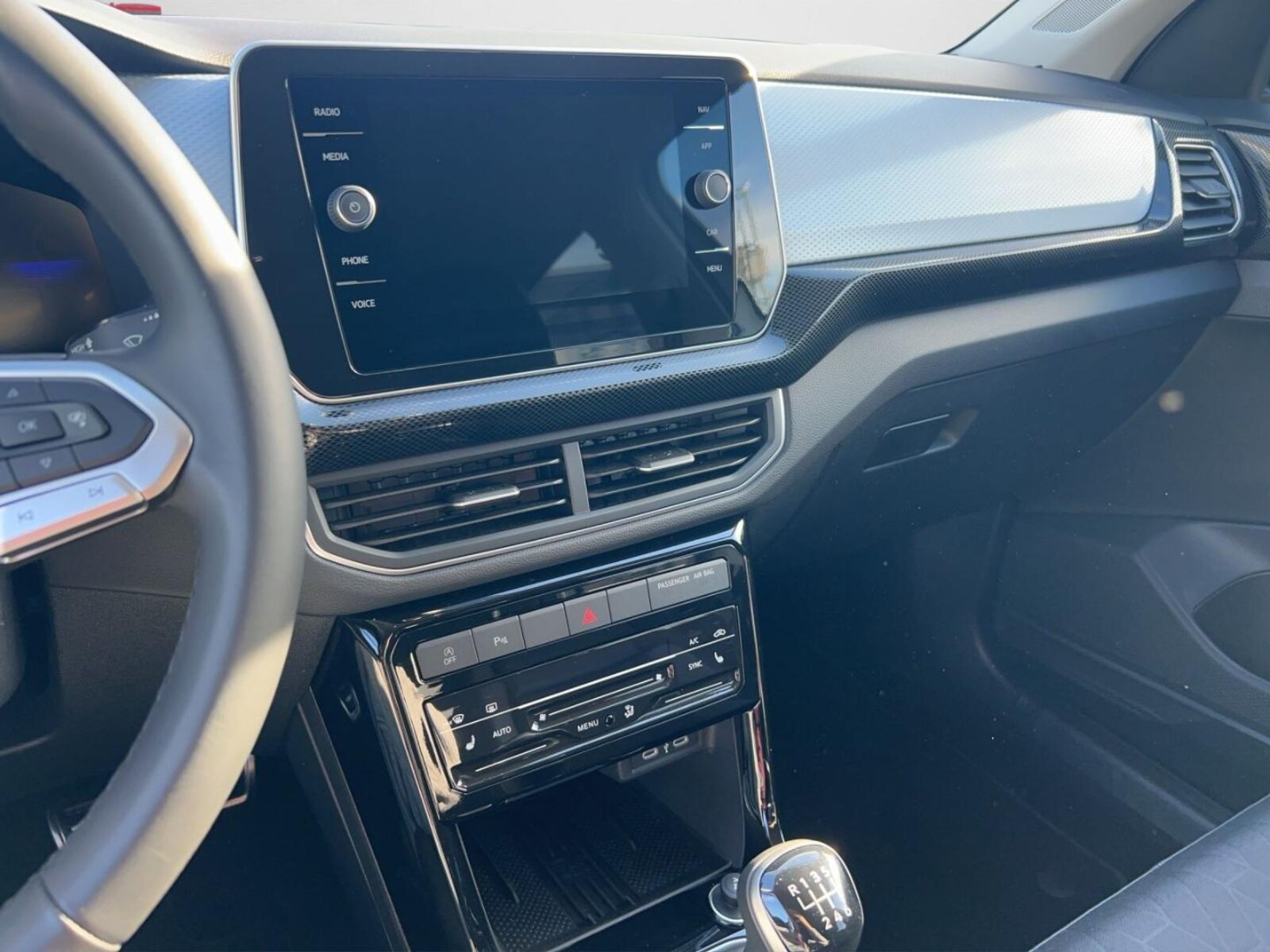 Volkswagen T-Cross – Bild 11