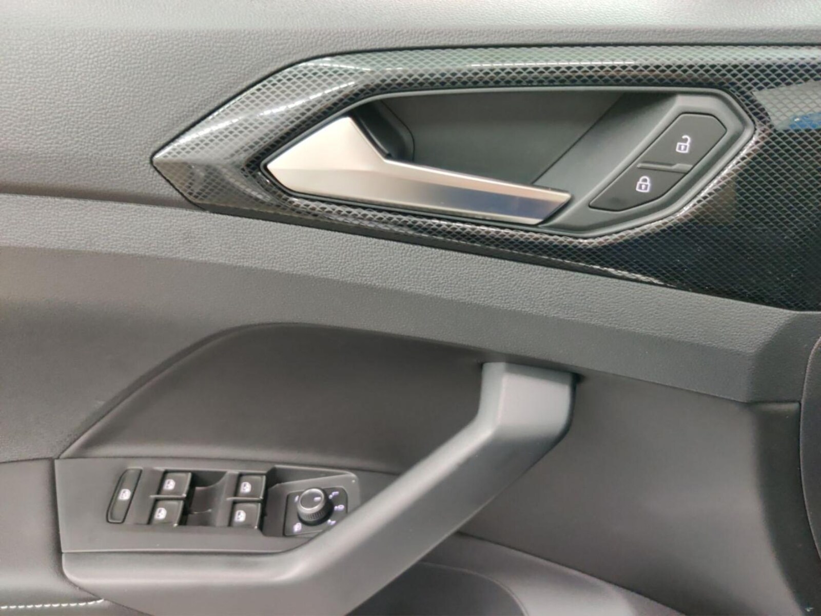 Volkswagen T-Cross – Bild 10