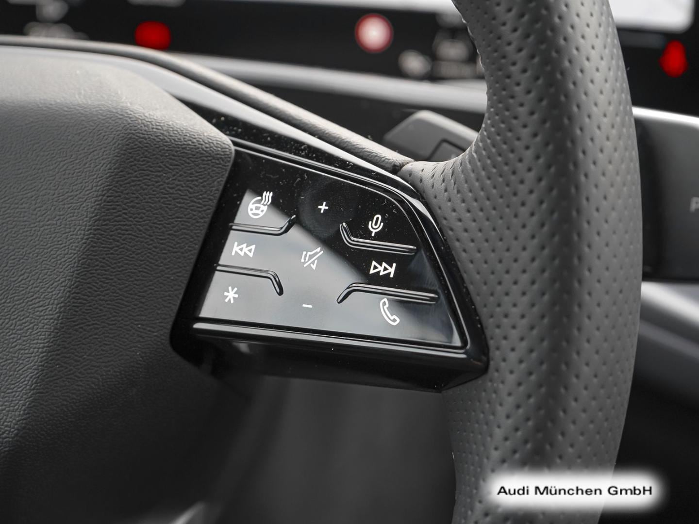 Bild über Audi Q3 SUV TFSI quattro 150 kW S tronic - für weitere Informationen kontaktieren Sie den Audi Partner