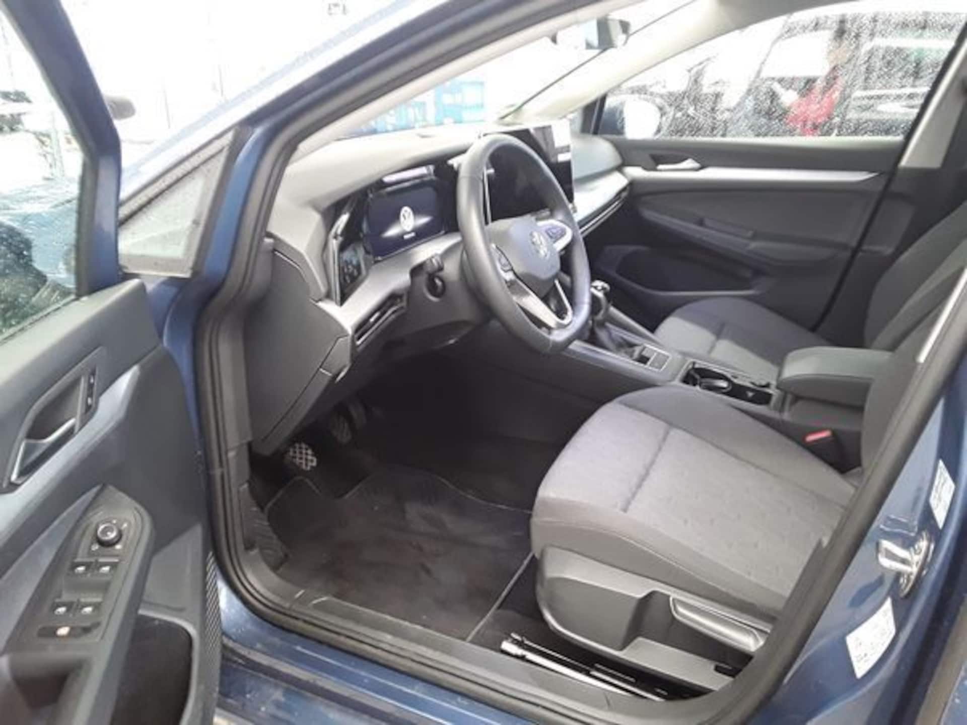 Volkswagen Golf Variant Life