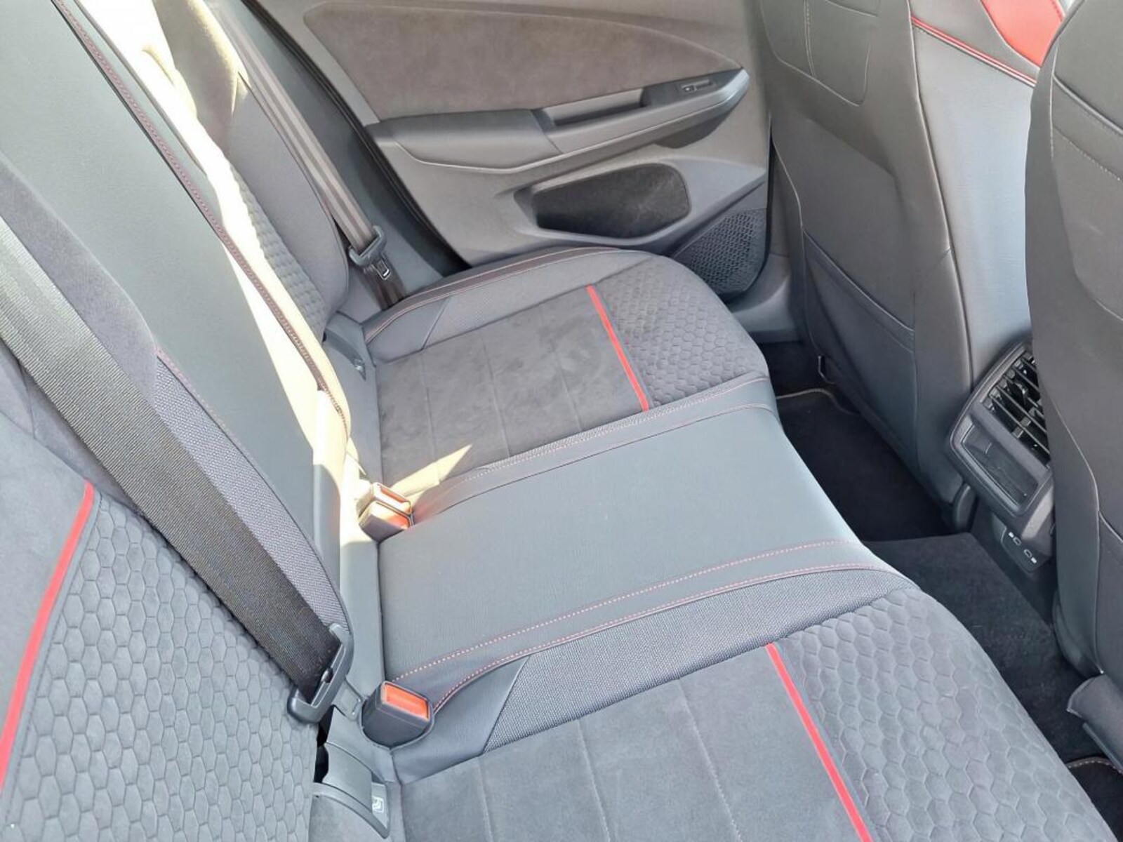Volkswagen Golf – Bild 8