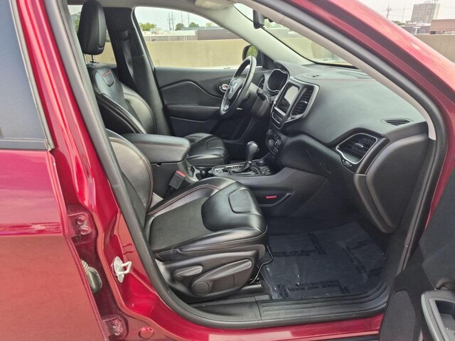 Photo 19