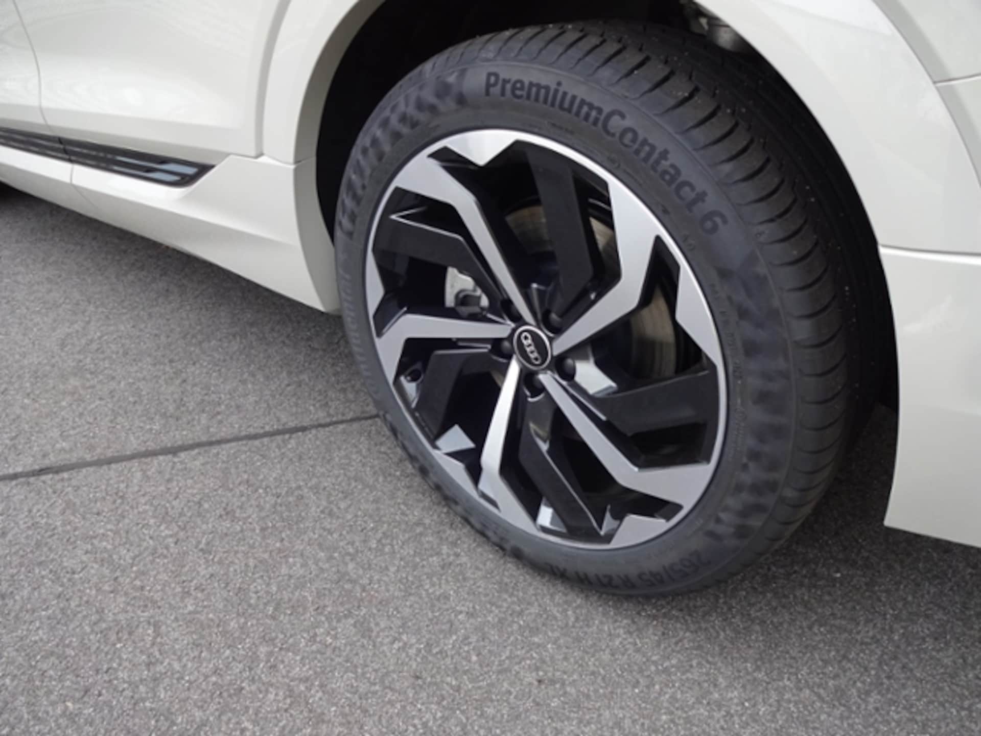 Audi e-tron Sportback S line