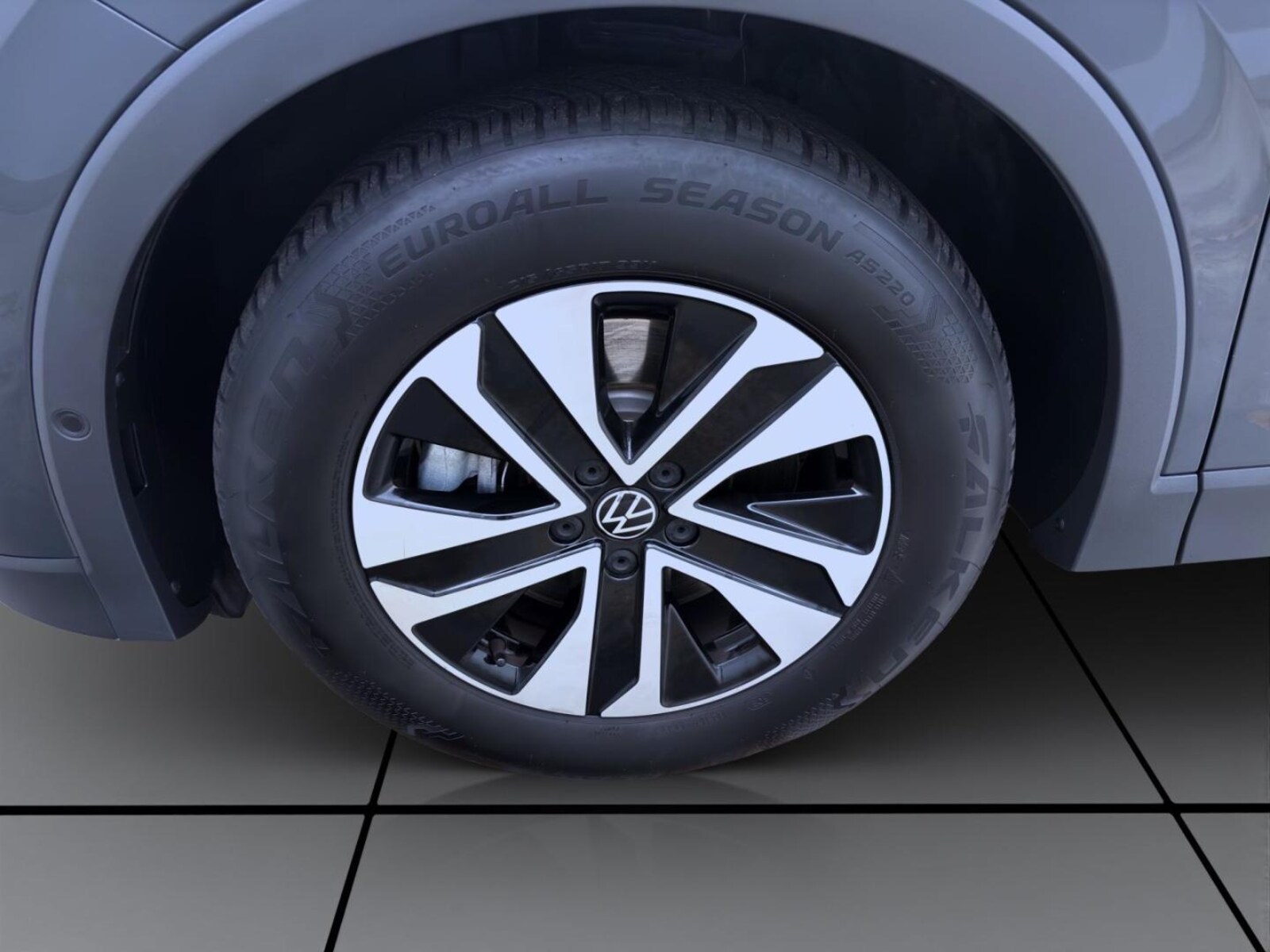 Volkswagen Tiguan – Bild 9