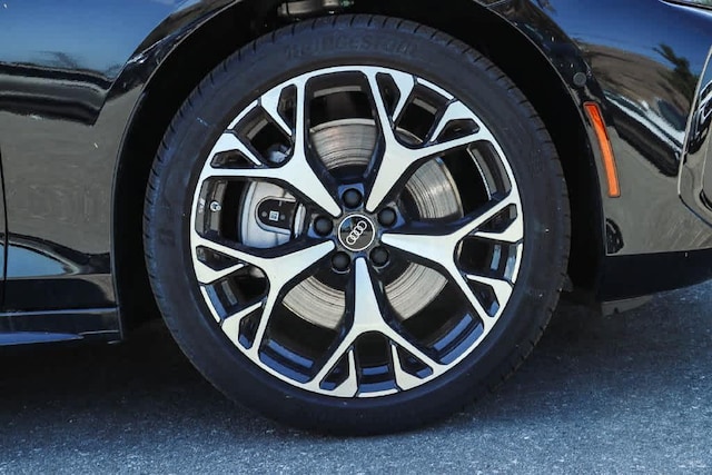 2026 Audi A6 Premium Plus - Photo 12